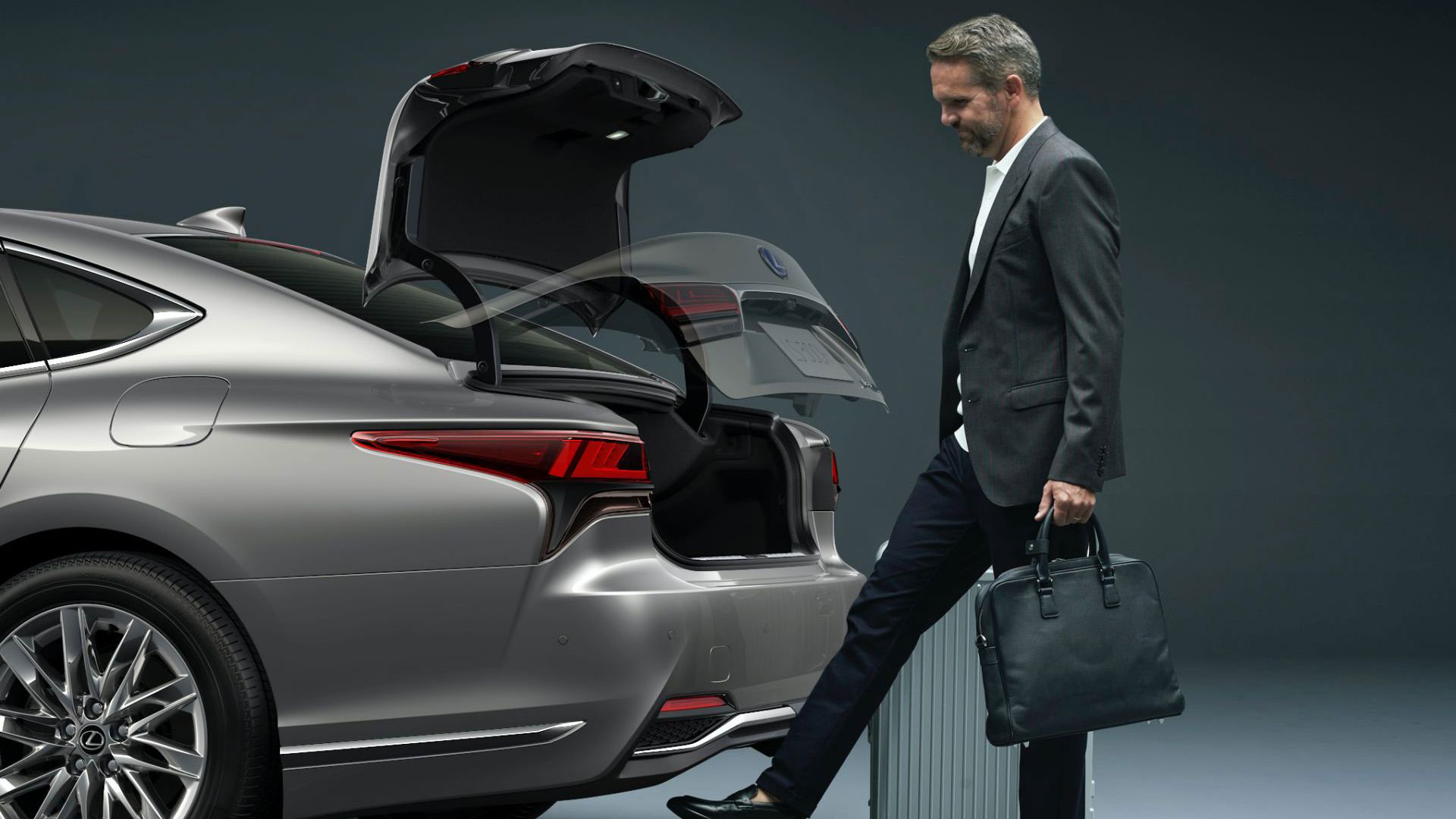 صندوق عقب سدان پرچم دار لکسوس ال اس / 2021 Lexus LS