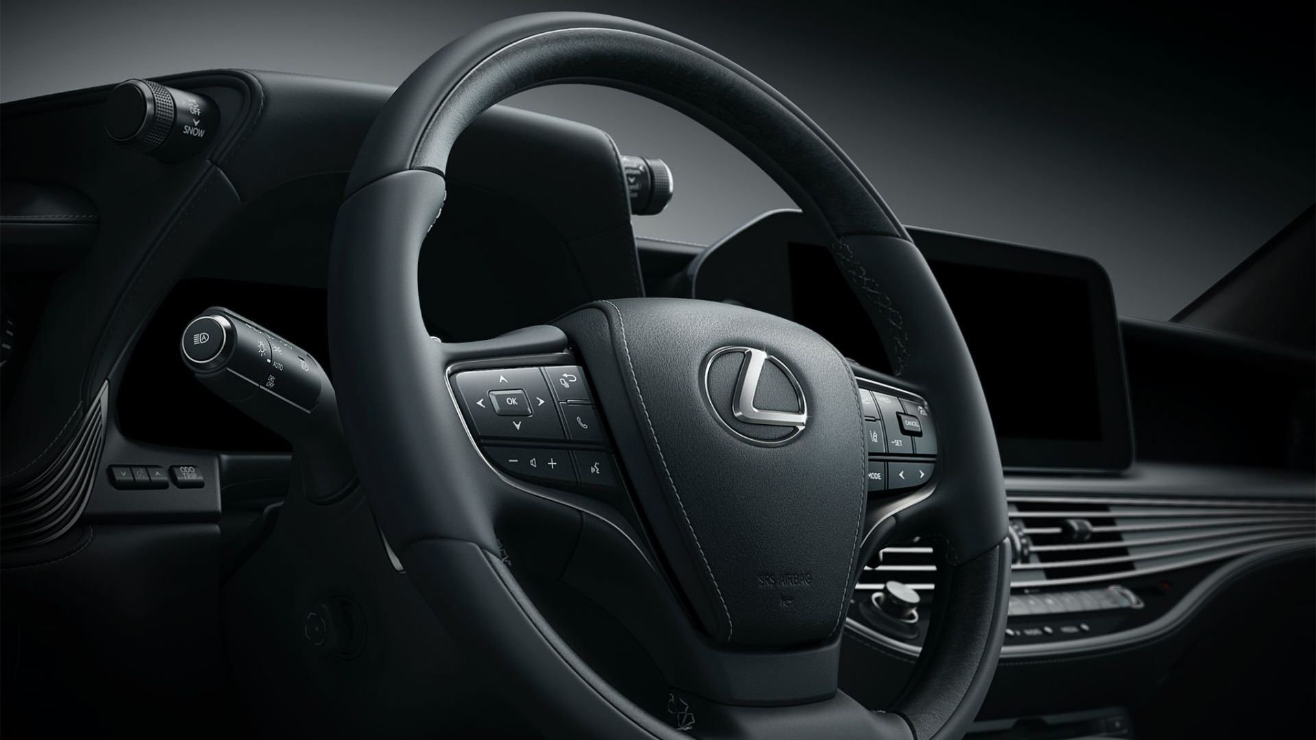 غربیلک فرمان سدان پرچم دار لکسوس ال اس / 2021 Lexus LS