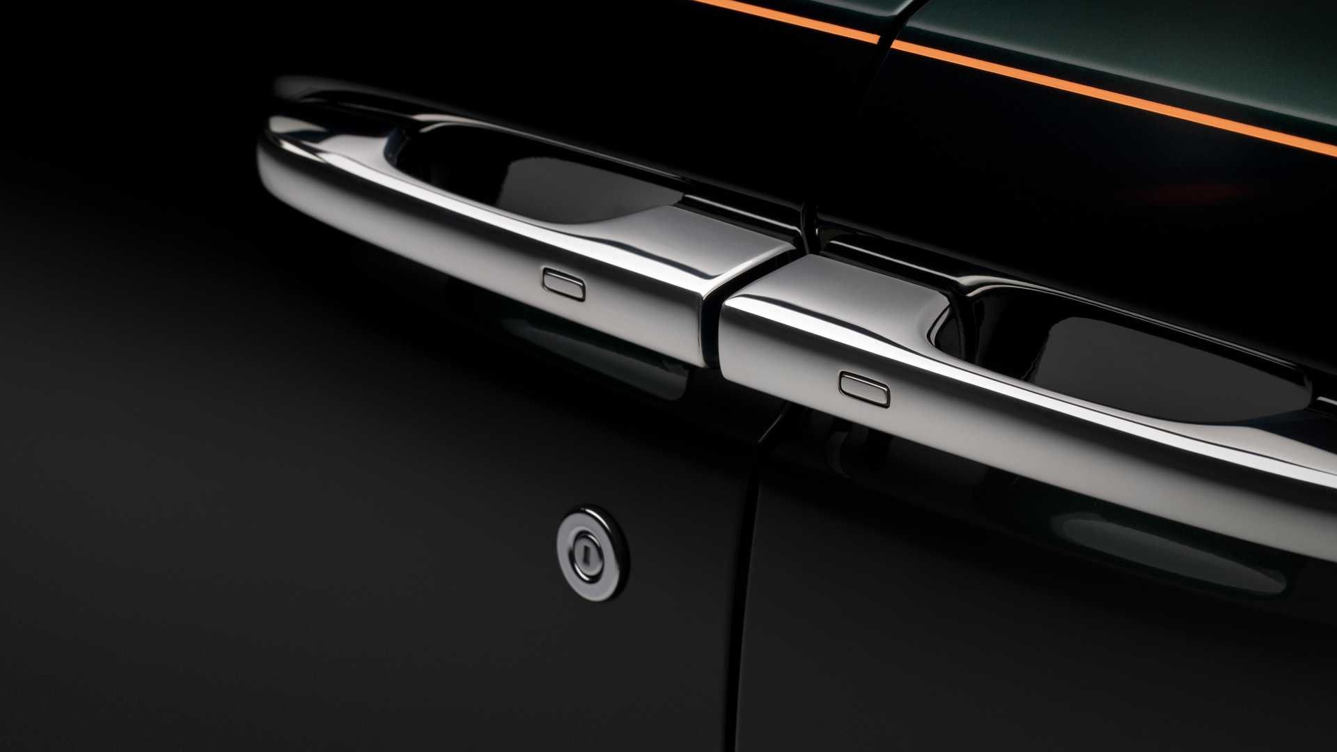 دستگیره در نسخه طویل رولزرویس گوست 2021 / 2021 Rolls-Royce Ghost Extended