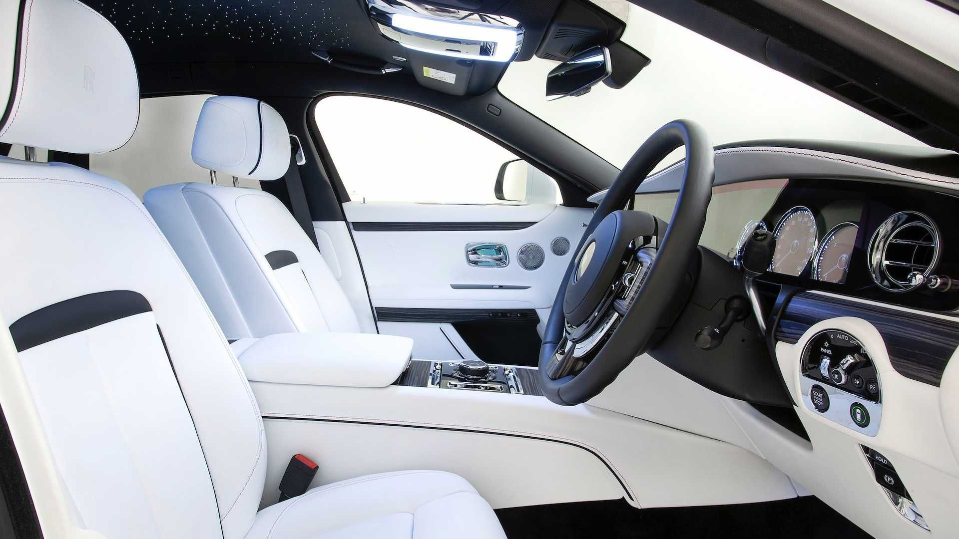 Rolls-Royce Ghost  رولزرویس گوست 2021