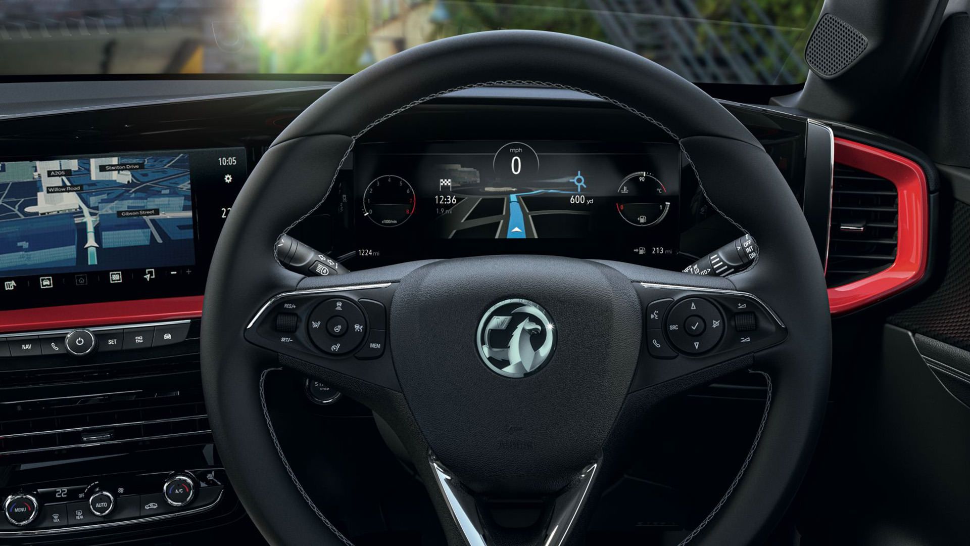 غربیلک فرمان و جلوداشبورد کراس اور کامپکت اوپل موکا 2021 / Opel Mokka