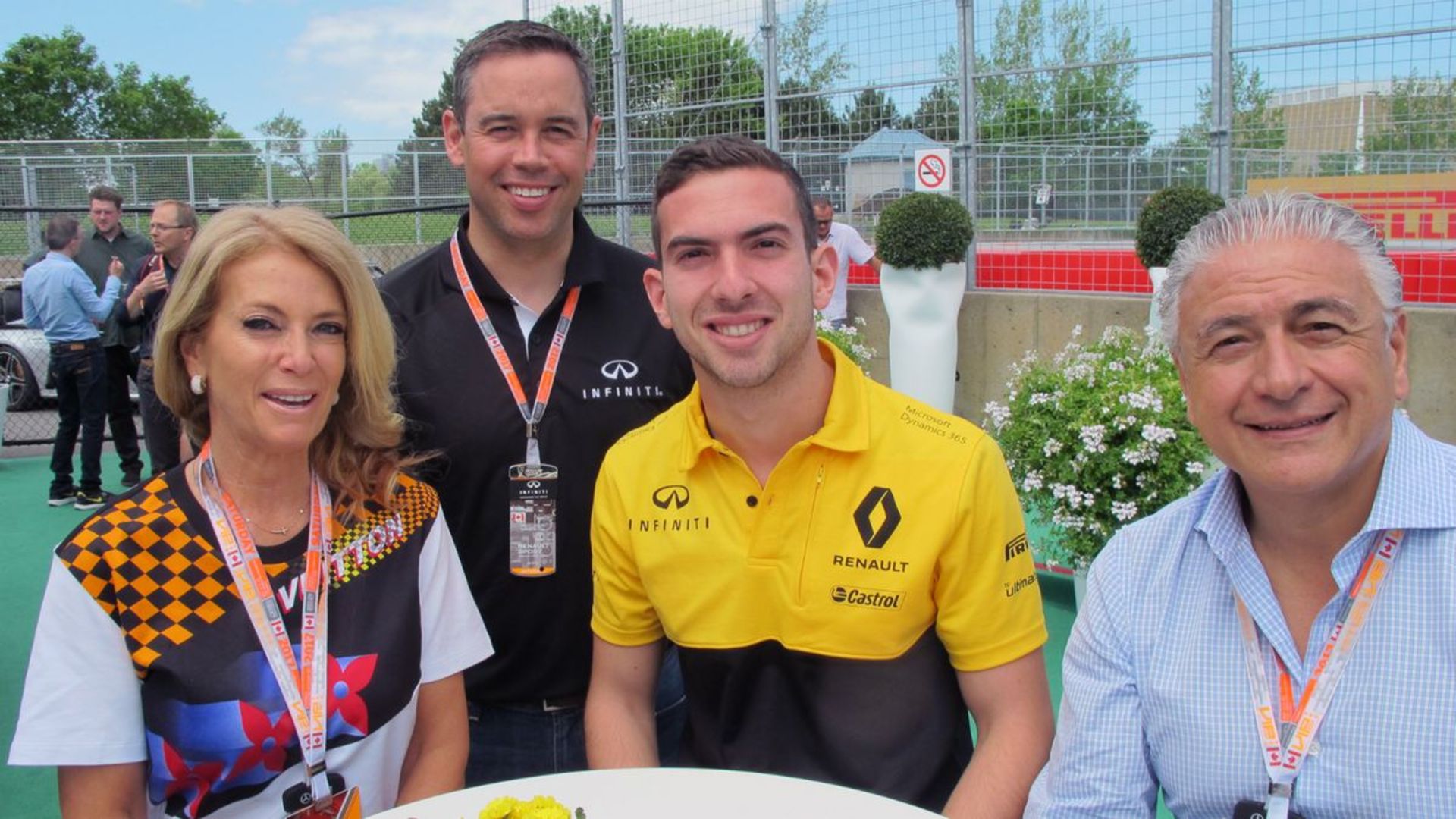 latifi family خانواده لطیفی نیکلاس و مایکل لطیفی