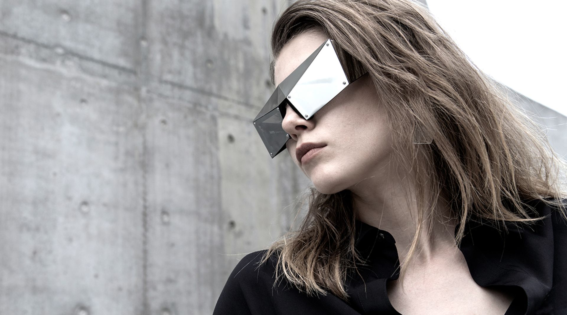 UNITED NUDE طرحی از لیندا فارو برای برند  