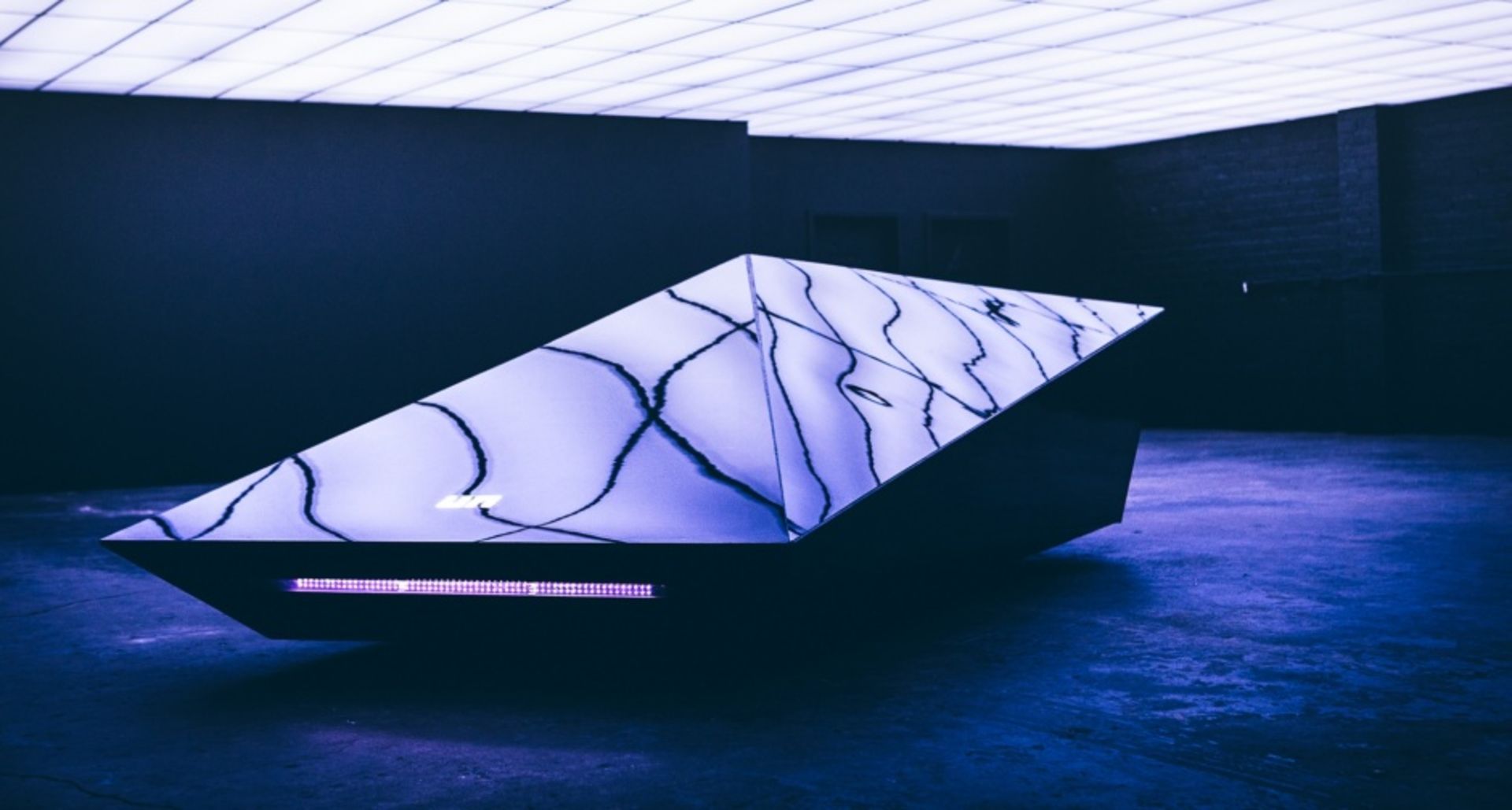 UNITED NUDE برند Lo Res لامبورگینی کانتاش بخشی از پروژه  