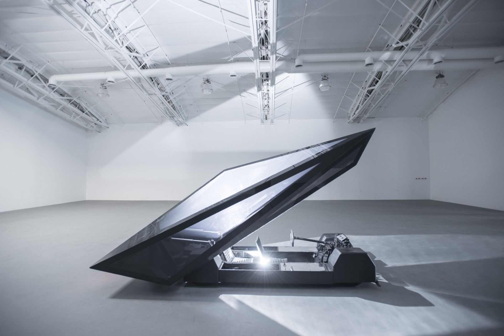 UNITED NUDE برند Lo Res لامبورگینی کانتاش بخشی از پروژه  