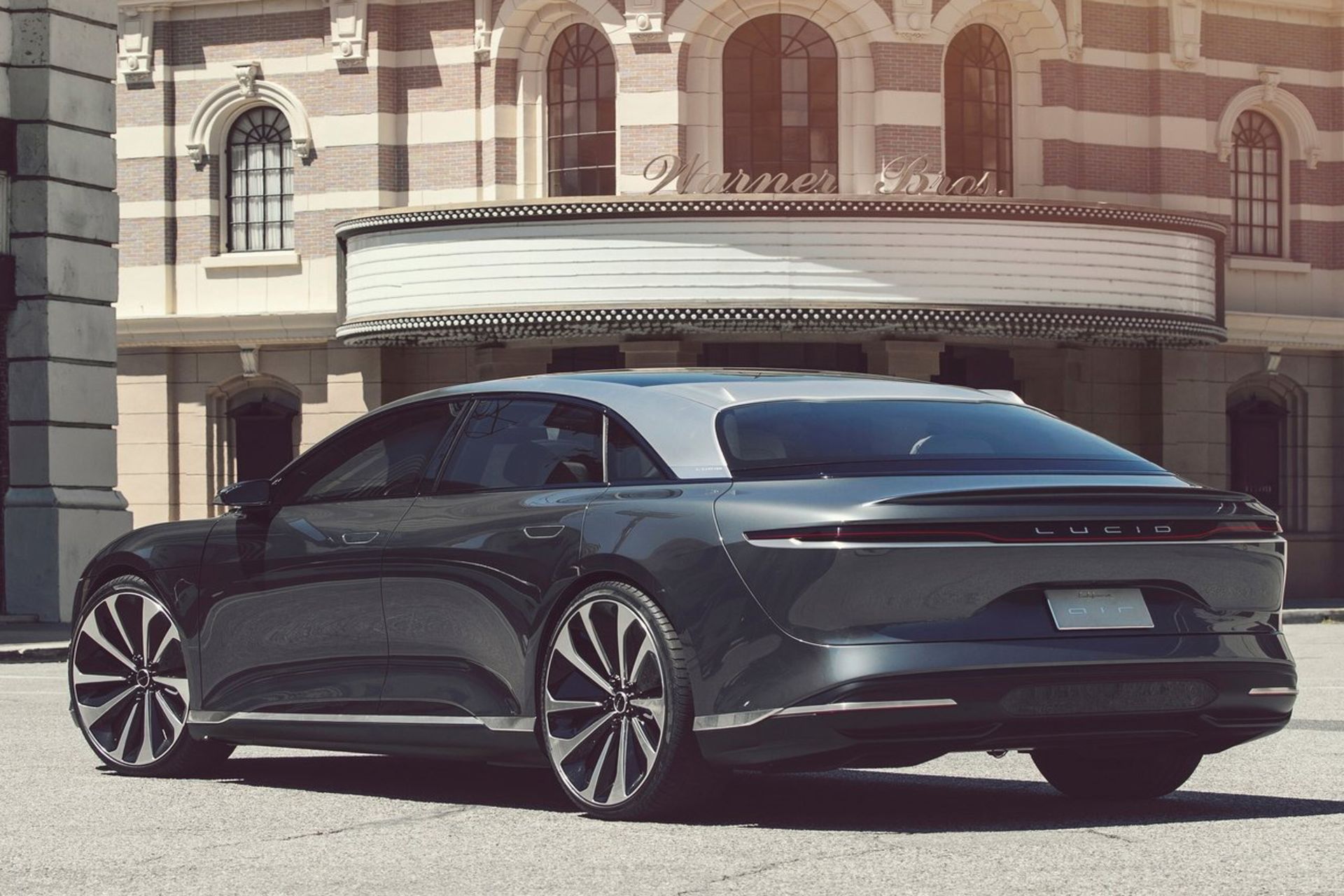 Lucid Air لوسید ایر 2021