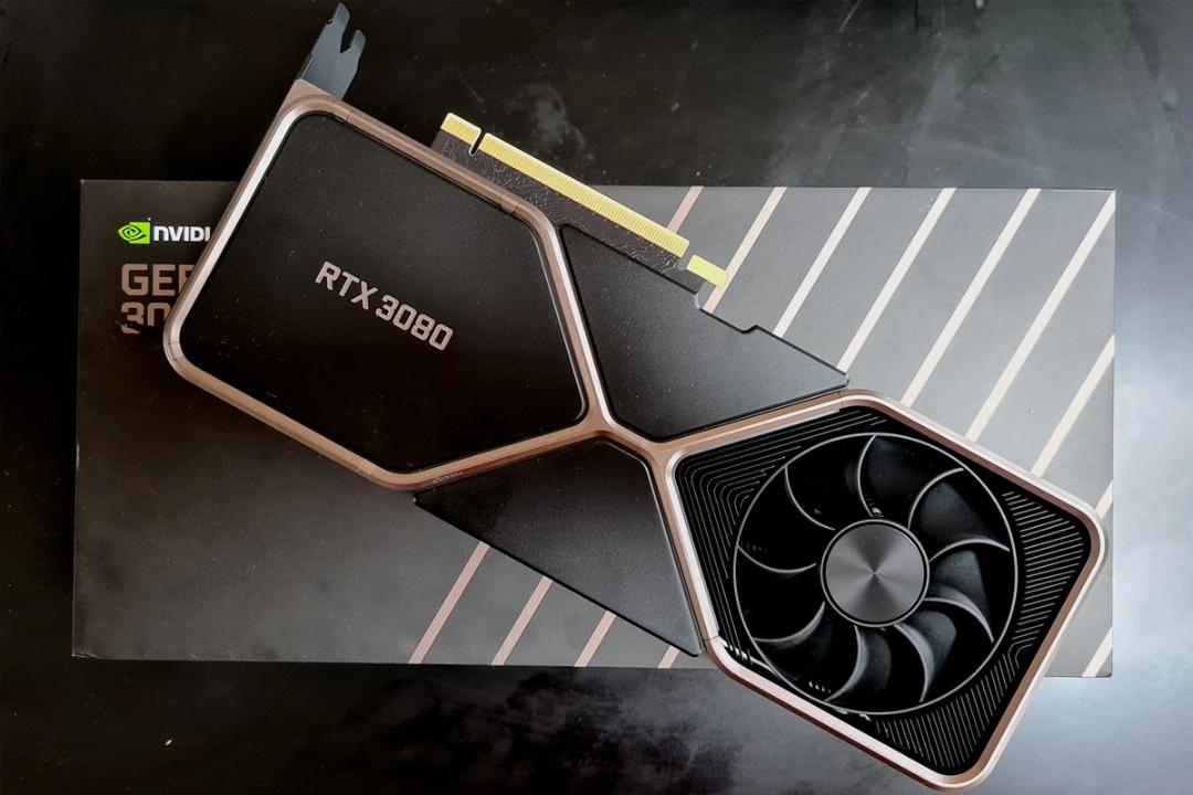 کارت گرافیک RTX 3080 انویدیا در حالت خوابیده از نمای بالا