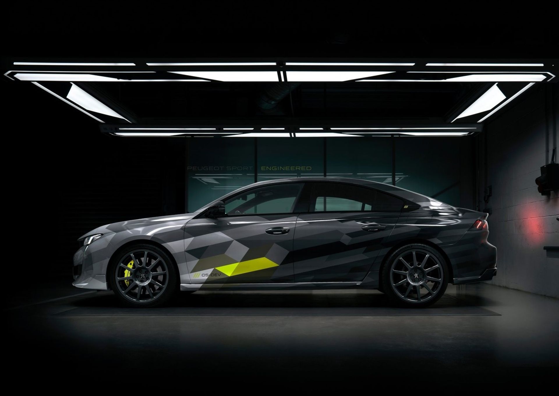 Peugeot 508 PSE پژو 508 پلاگین هیبرید