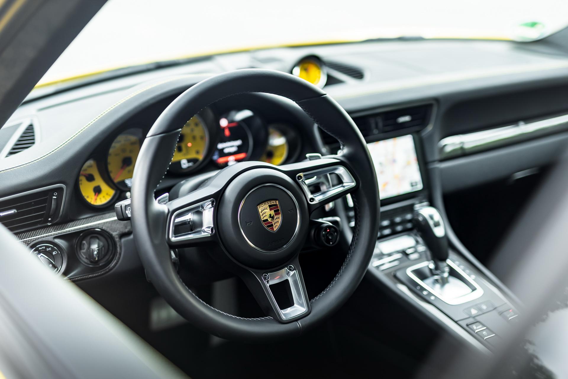 Porsche 911 Turbo S By Manhart  پورشه 911 توربو منهارت