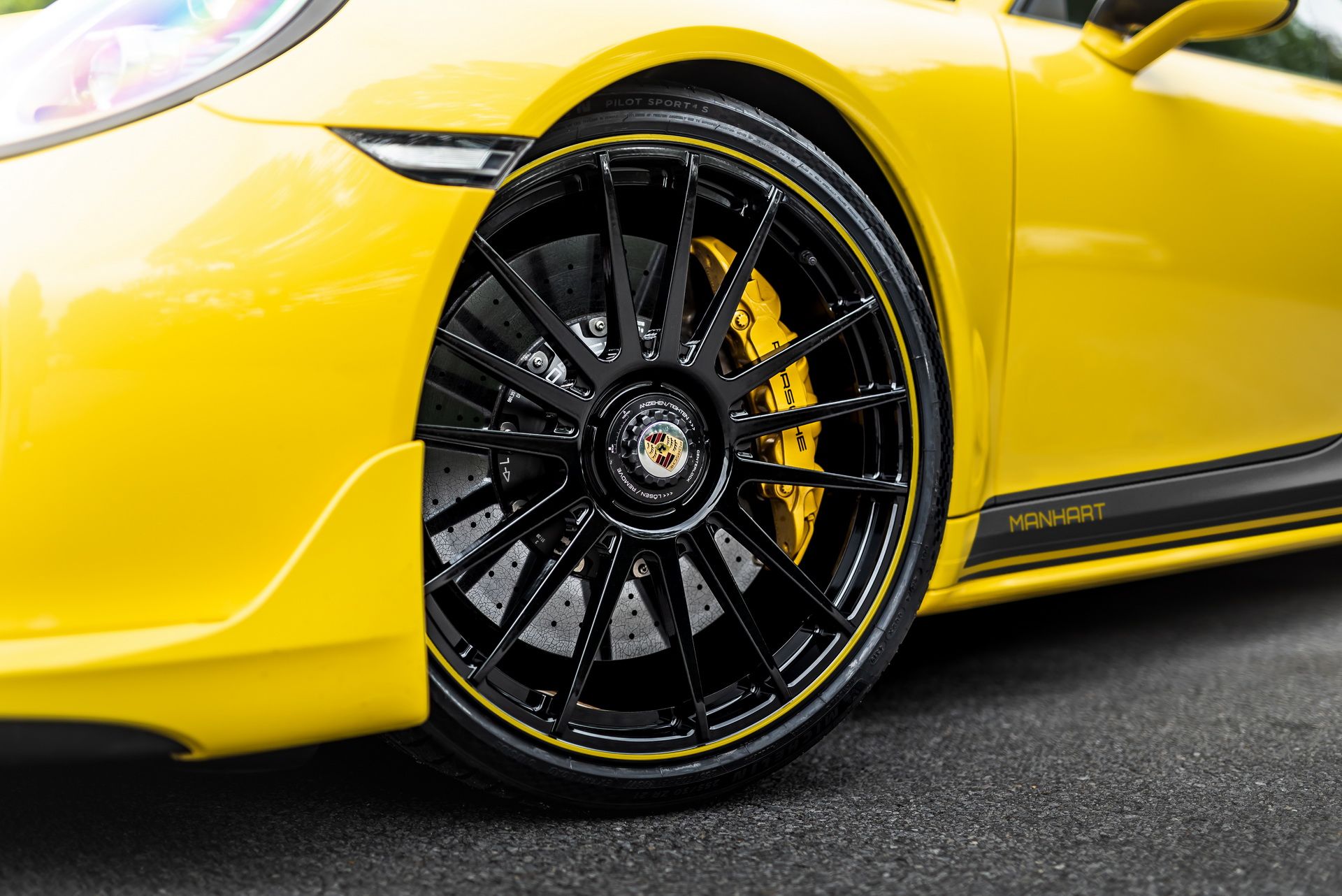 Porsche 911 Turbo S By Manhart  پورشه 911 توربو منهارت