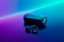 هدفون بی سیم ریزر Hammerhead True Wireless محفظه شارژ بسته
