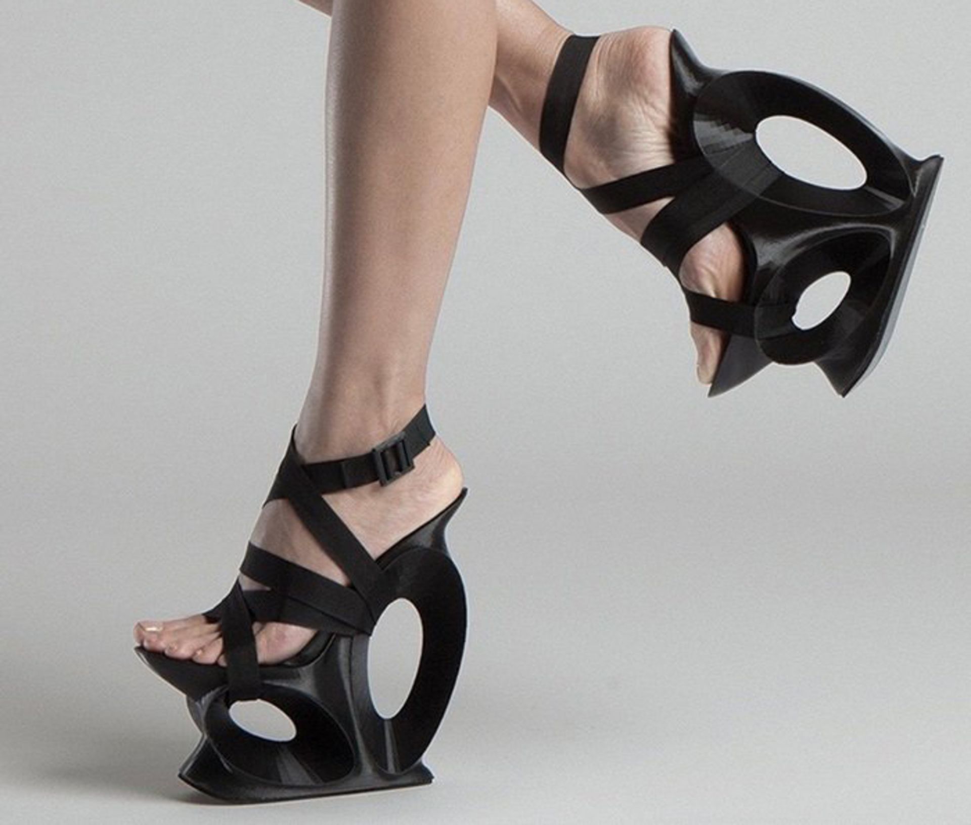  UNITED NUDE طرح های مفهومی ساخته شده با تکنولوژی پرینت سه بعدی، از تولیدات برند 