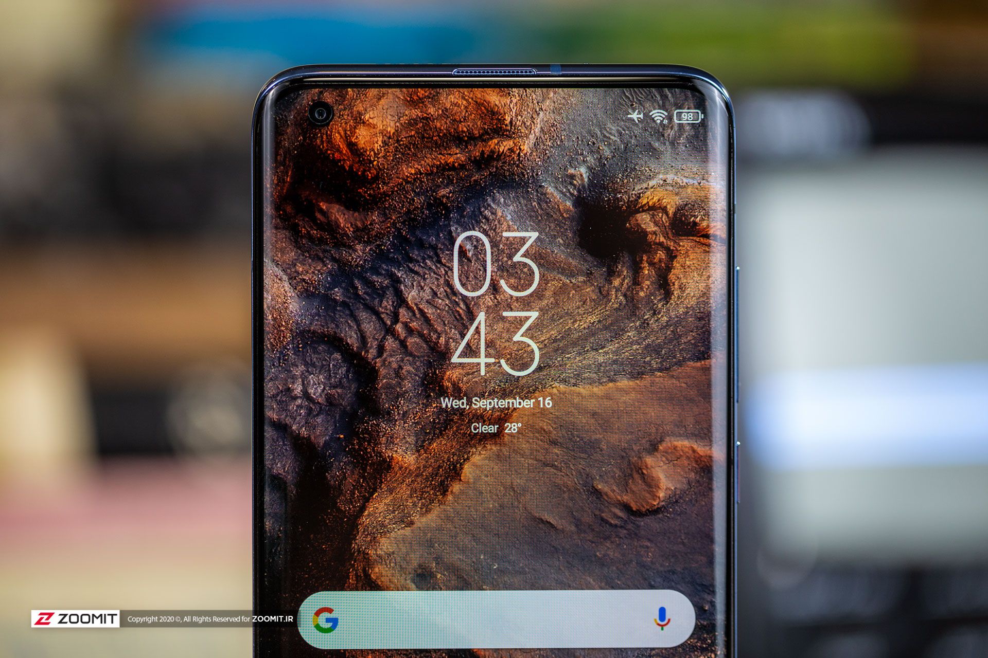 حاشیه بالا صفحه نمایش گوشی شیائومی می ۱۰ / Xiaomi Mi 10 5G