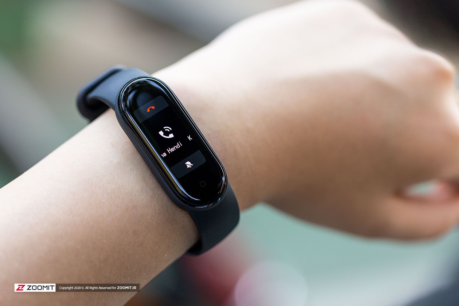 تصاویر بررسی دستبند شیائومی می‌ بند ۵/xiaomi mi band 5