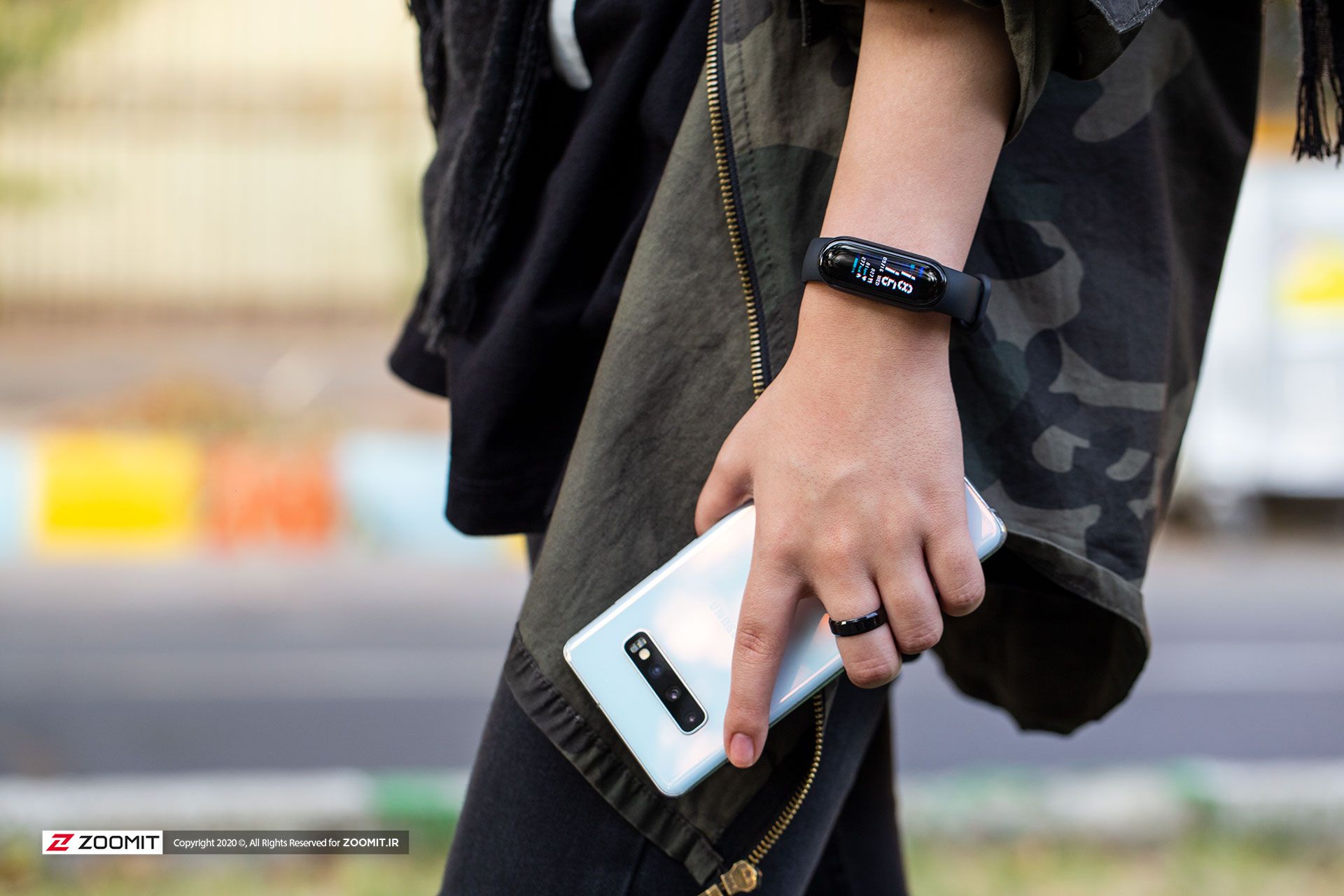 تصاویر بررسی دستبند شیائومی می‌ بند ۵/xiaomi mi band 5