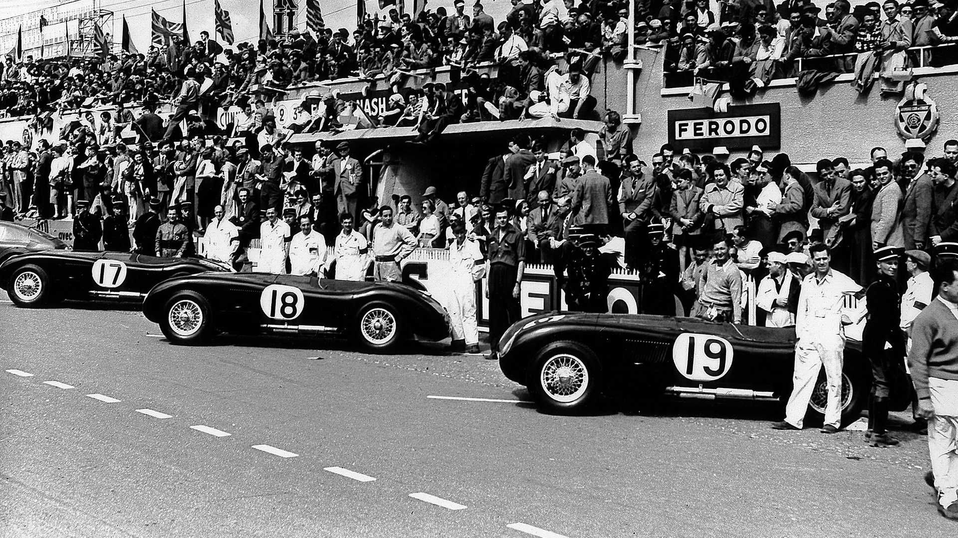 Jaguar C-Type Continuation جگوار سی تایپ در لمان 1953