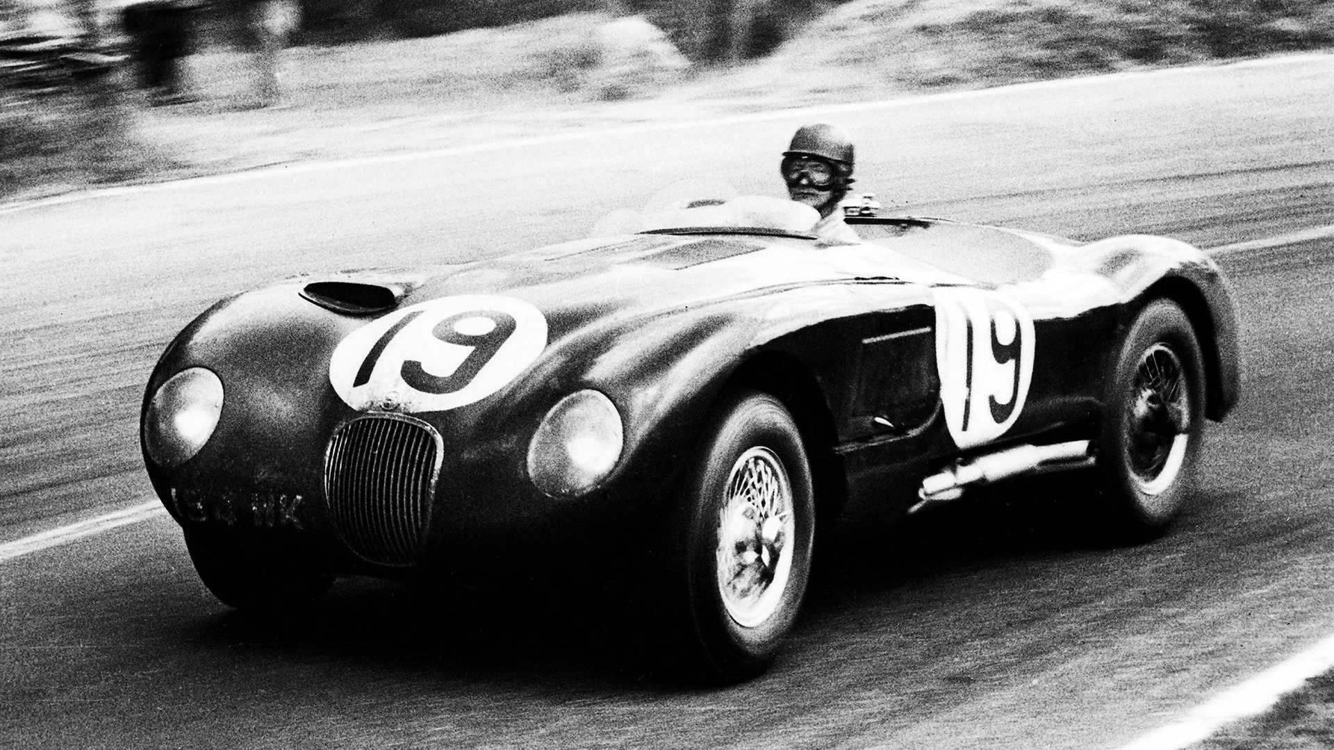 Jaguar C-Type Continuation جگوار سی تایپ 2022 قهرمان لمان 1953