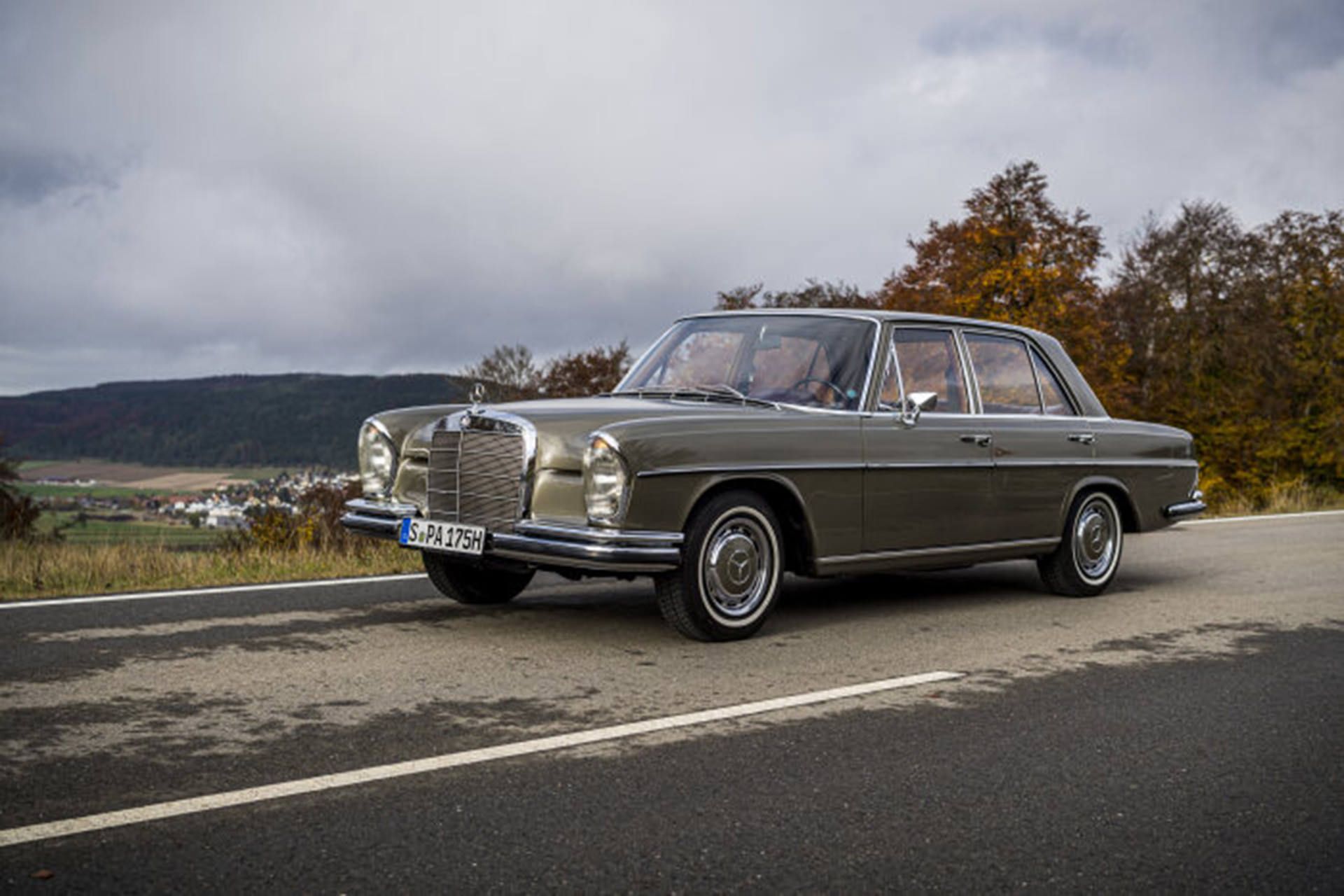 نسل W108 خودرو مرسدس بنز کلاس اس / Mercedes-Benz S-Class
