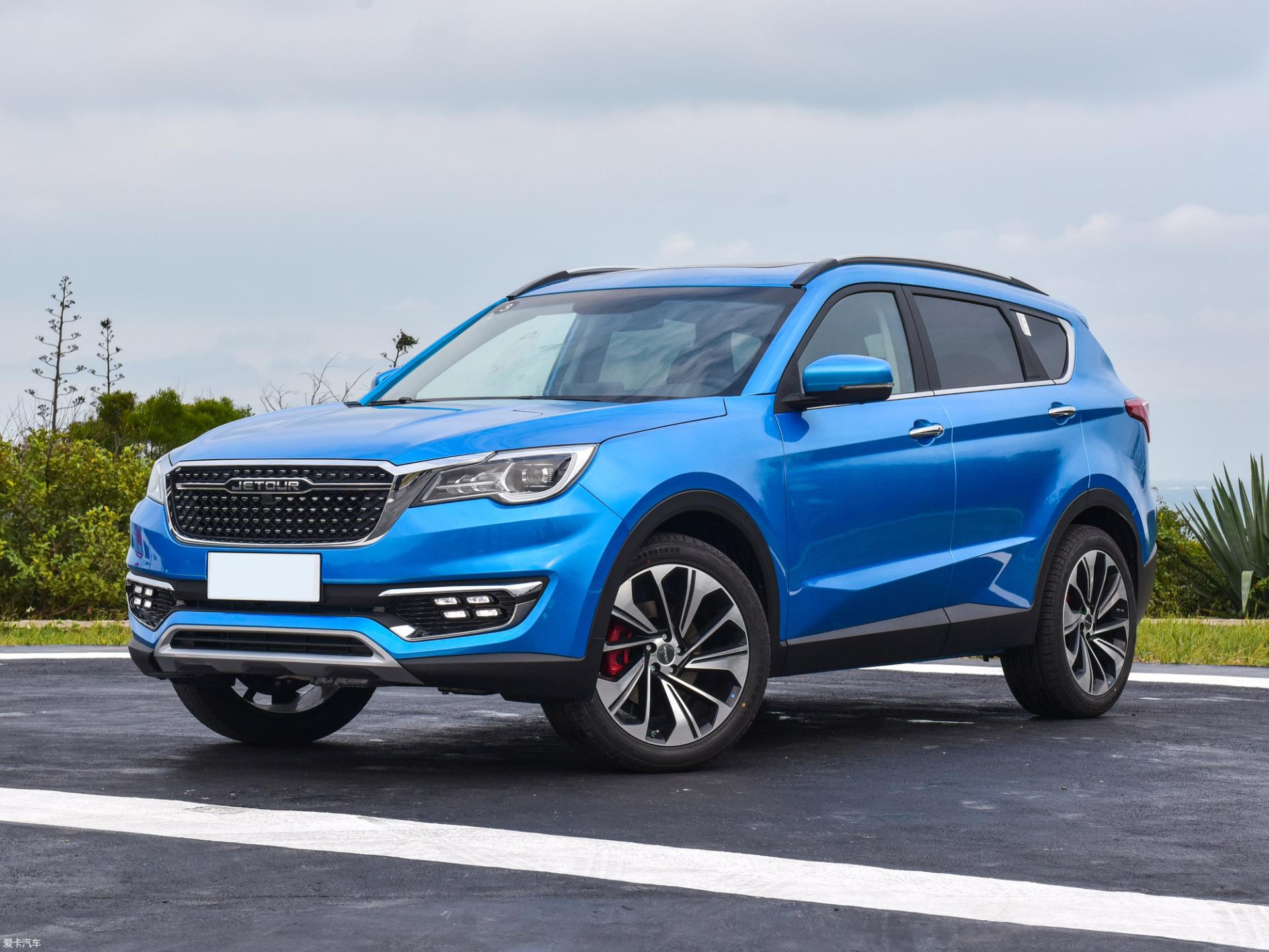 jetour x70  چری جتور ایکس70 بهمن خودرو نمای روبرو