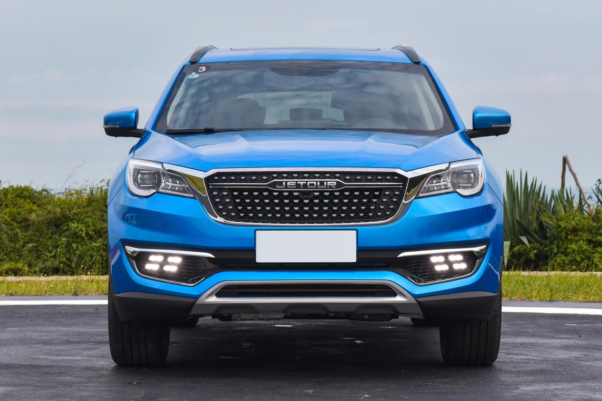 jetour x70  چری جتور ایکس70 بهمن خودرو نمای جلو