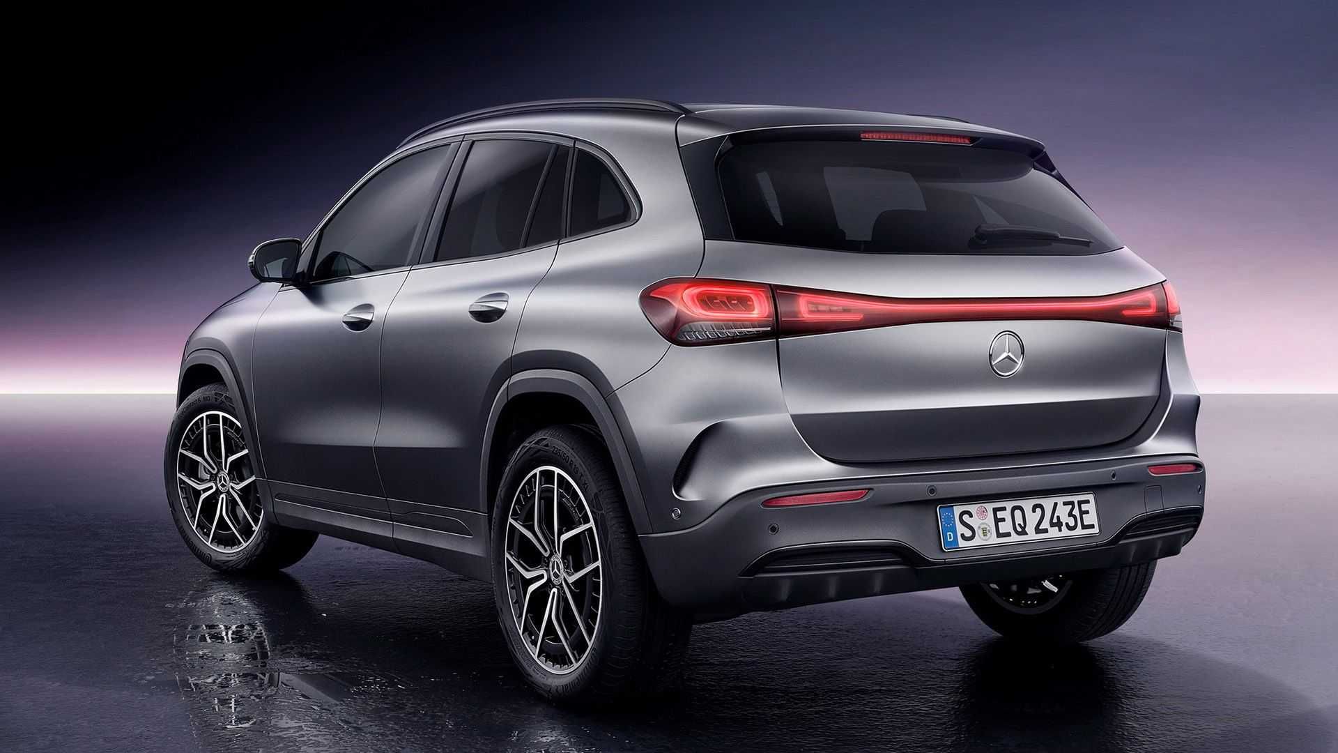 Mercedes-Benz EQA مرسدس بنز برقی ای کیو ای نمای عقب