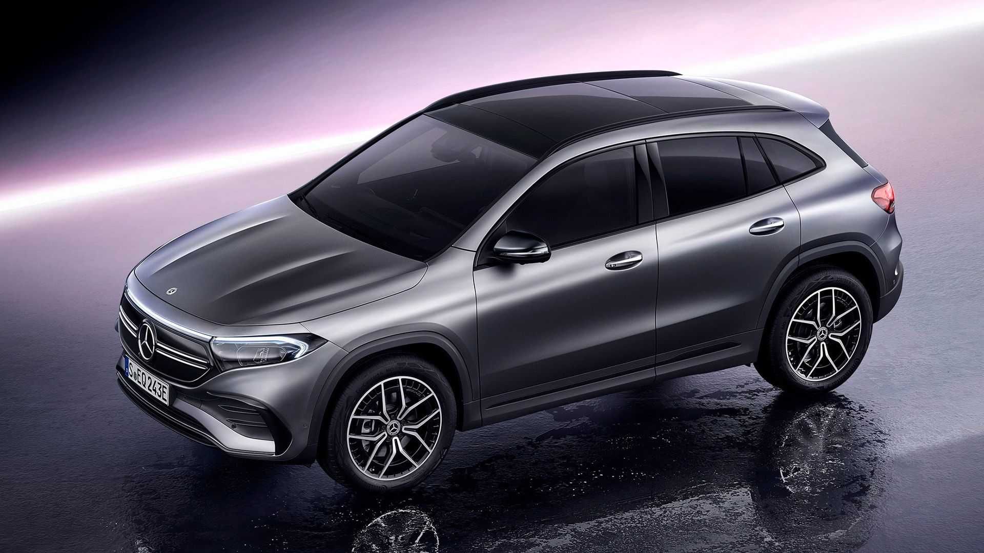 Mercedes-Benz EQA مرسدس بنز برقی ای کیو ای نمای بالا