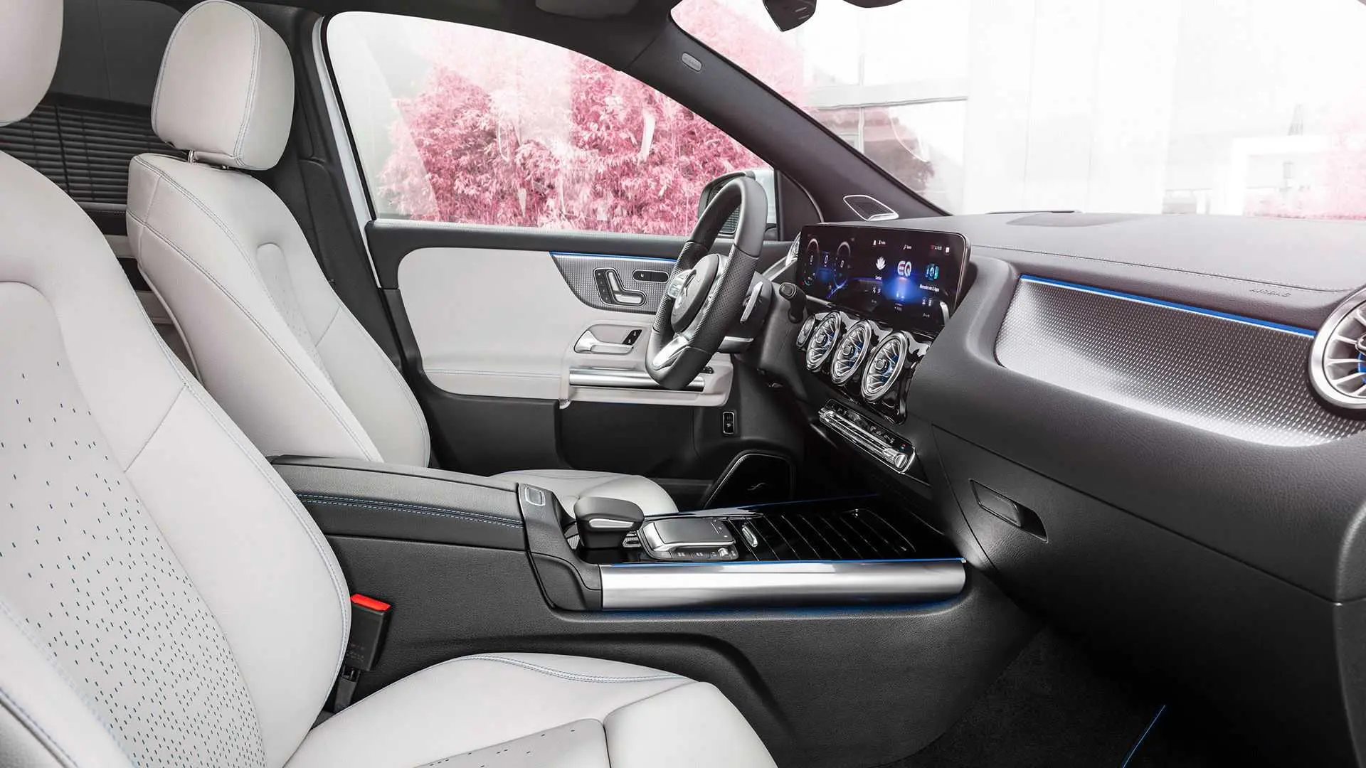 Mercedes-Benz EQA مرسدس بنز برقی ای کیو ای نمای اتاق