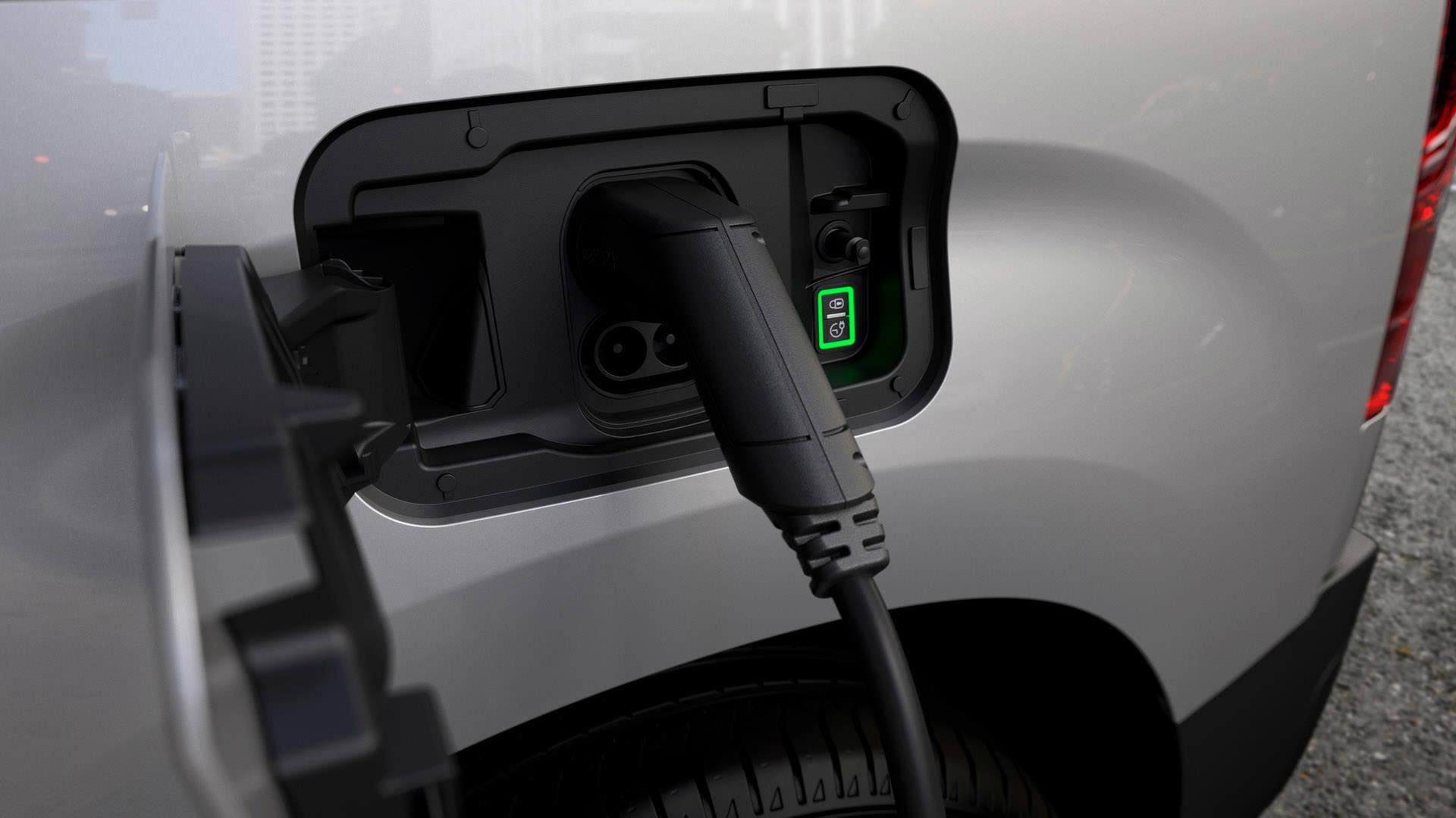 پورت شارژ ون برقی پژو ای-پارتنر / 2021 Peugeot e-Partner Electric van