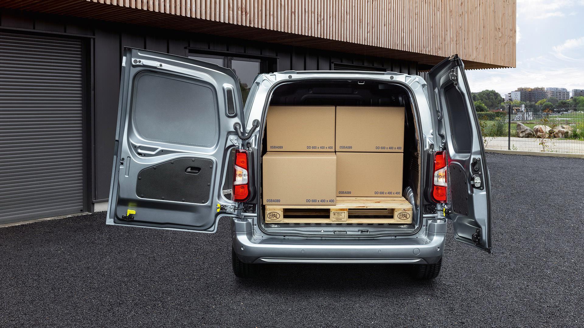 محفظه بار ون برقی پژو ای-پارتنر / 2021 Peugeot e-Partner Electric van