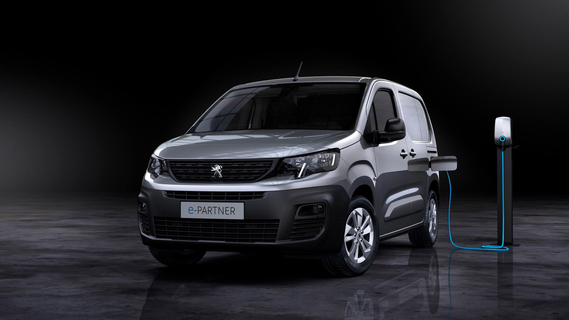 نمای اصلی ون برقی پژو ای-پارتنر / 2021 Peugeot e-Partner Electric van