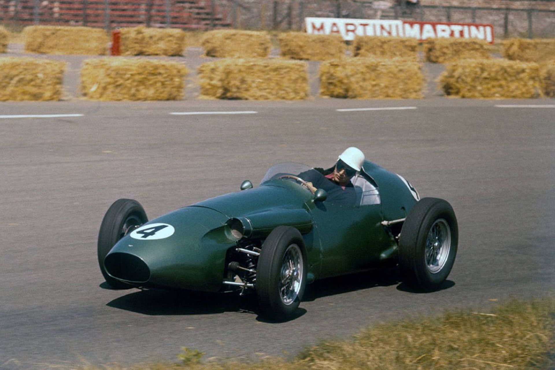 Aston Martin DBR4 / استون مارتین فرمول یک