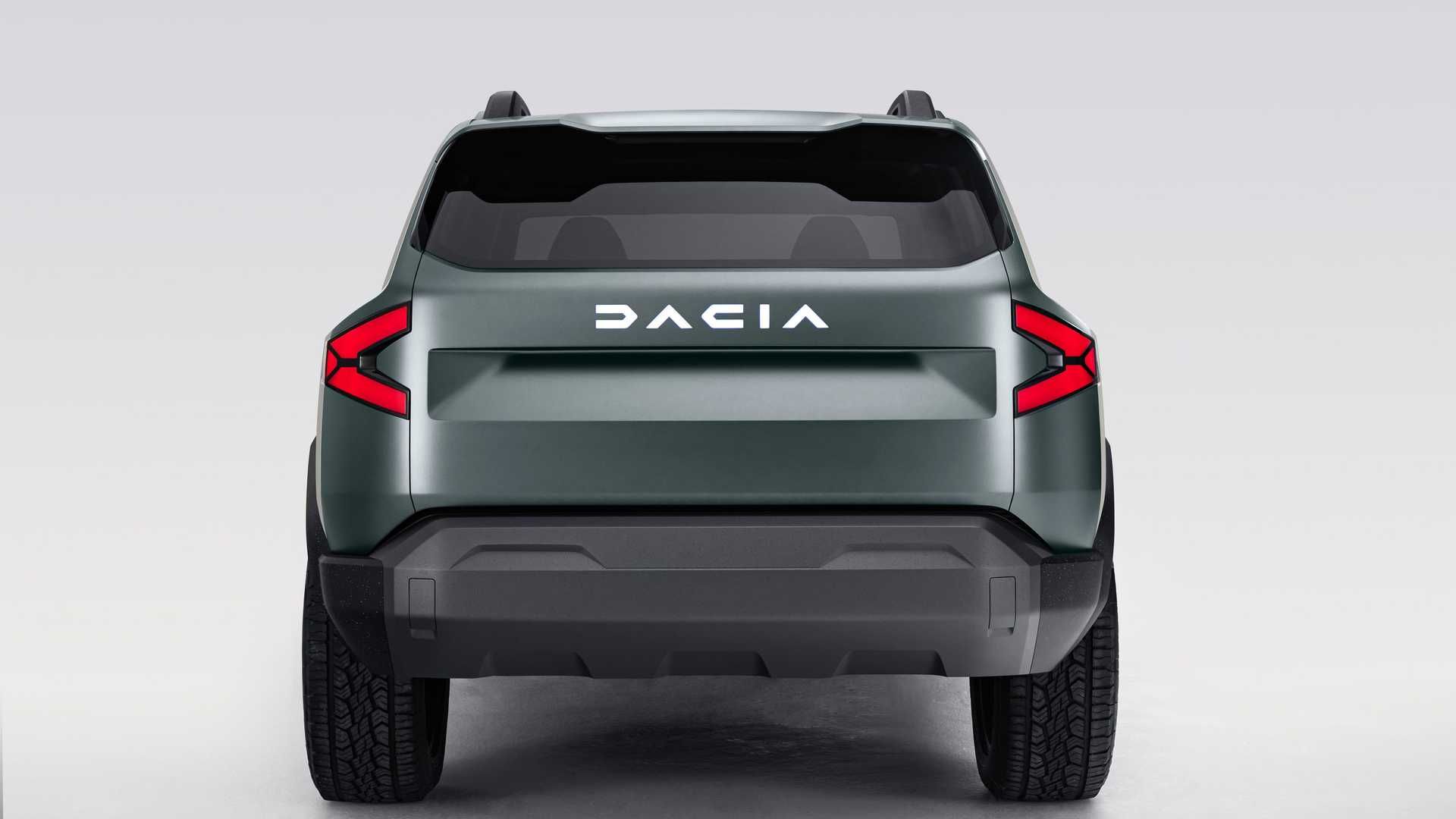 Dacia Bigster concept  داچیا بیگستر شاسی بلند مفهومی پشت
