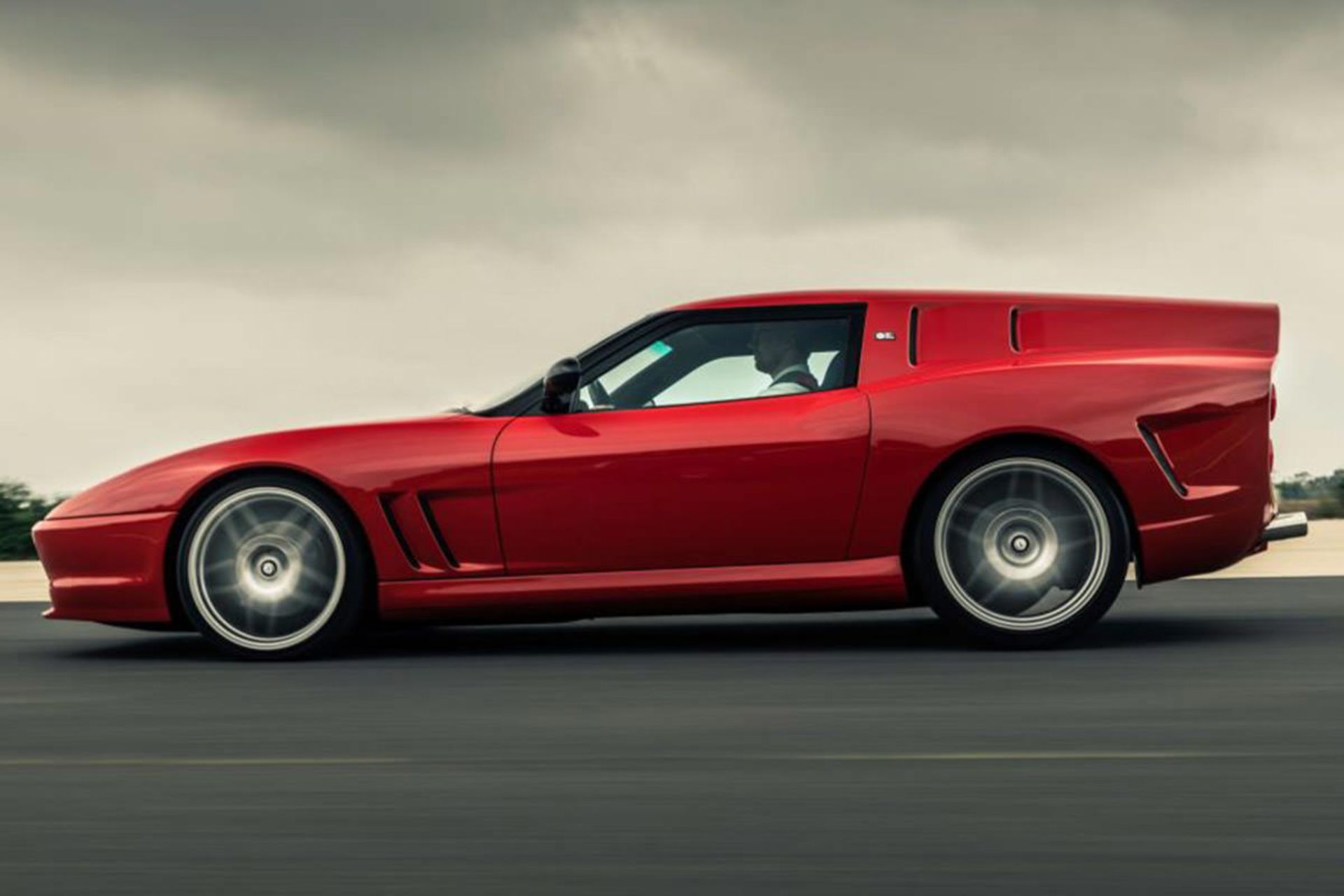 مرجع متخصصين ايران نماي جانبي فراري بردون هوميج / Ferrari Breadvan Homage قرمز رنگ در جاده