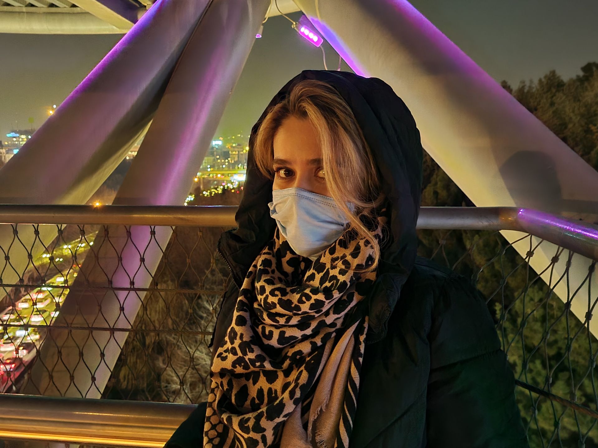 عکس نمونه دوربین واید گلکسی S20 FE در تاریکی - فرناز عرفان