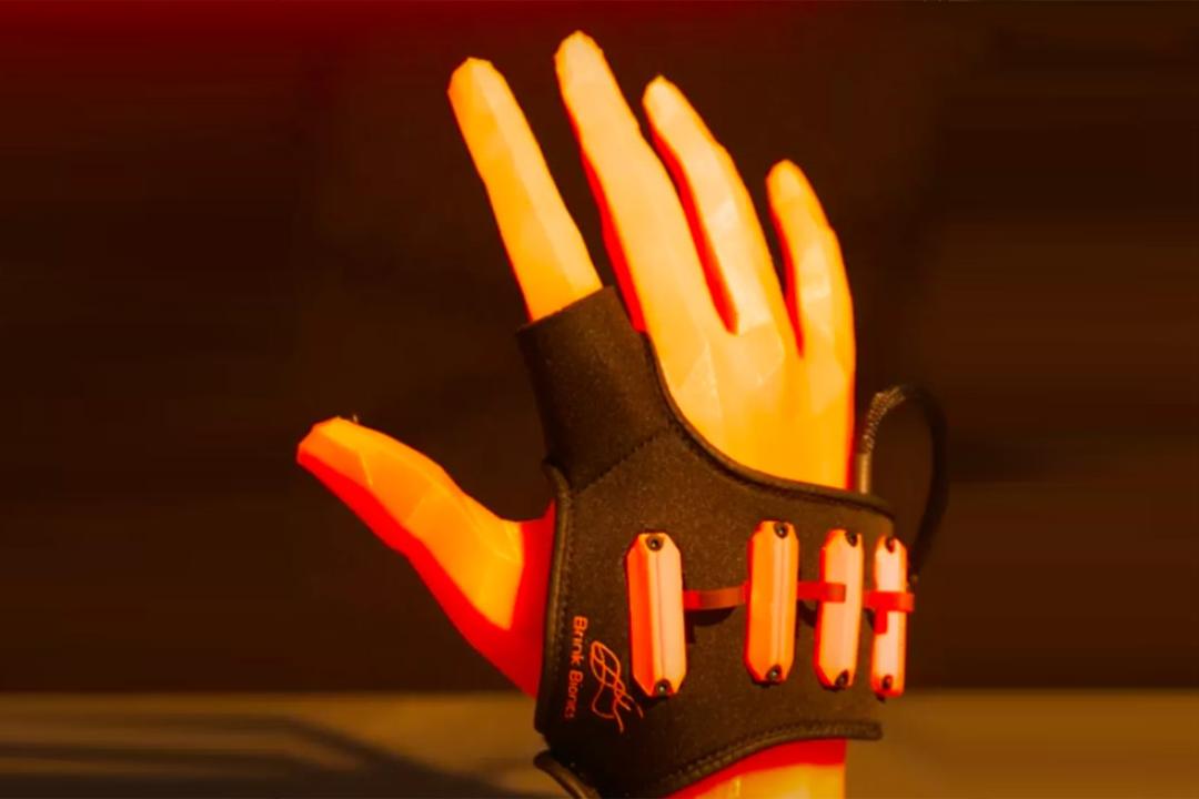 دستکش هوشمند Impulse Neuro-Controller با توانایی بهبود پاسخ دهی ماوس