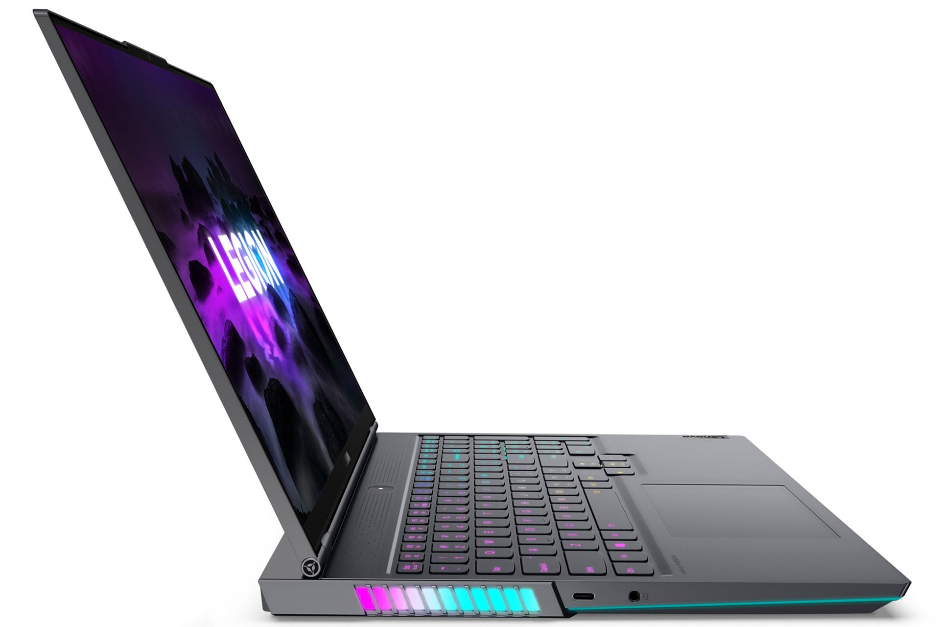 مدل 2021 لنوو لیجن 7 از نمای نیم رخ با سیستم نورپردازی RGB