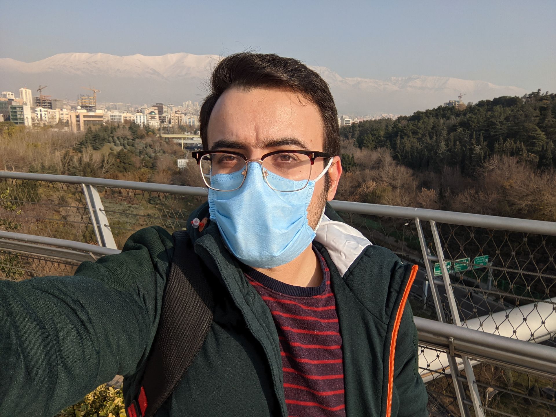 عکس نمونه سلفی پیکسل ۵ در طول روز - مهرداد عیسی لو