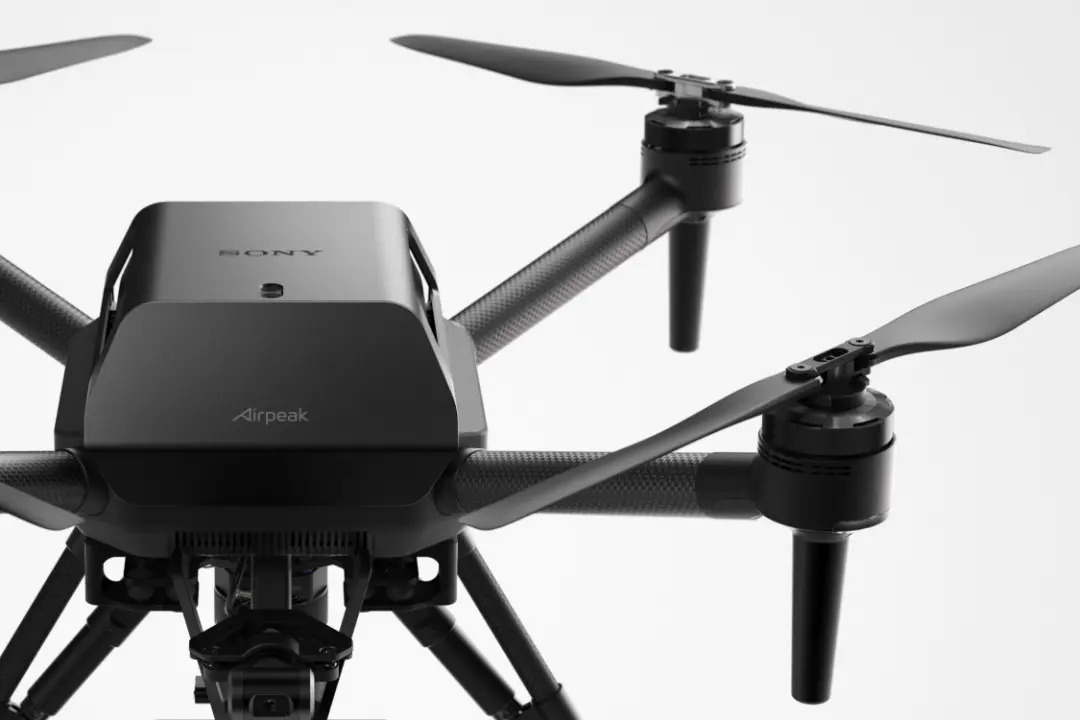 پره های پهپاد سونی ایرپیک / Sony Airpeak درحالت خاموش