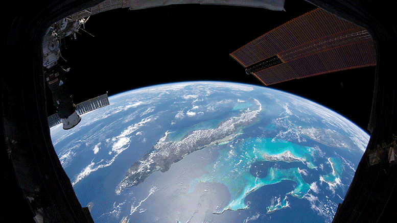 عکس متحرکی از برخی تصاویر منتخب ناسا از زمین در سال ۲۰۲۰