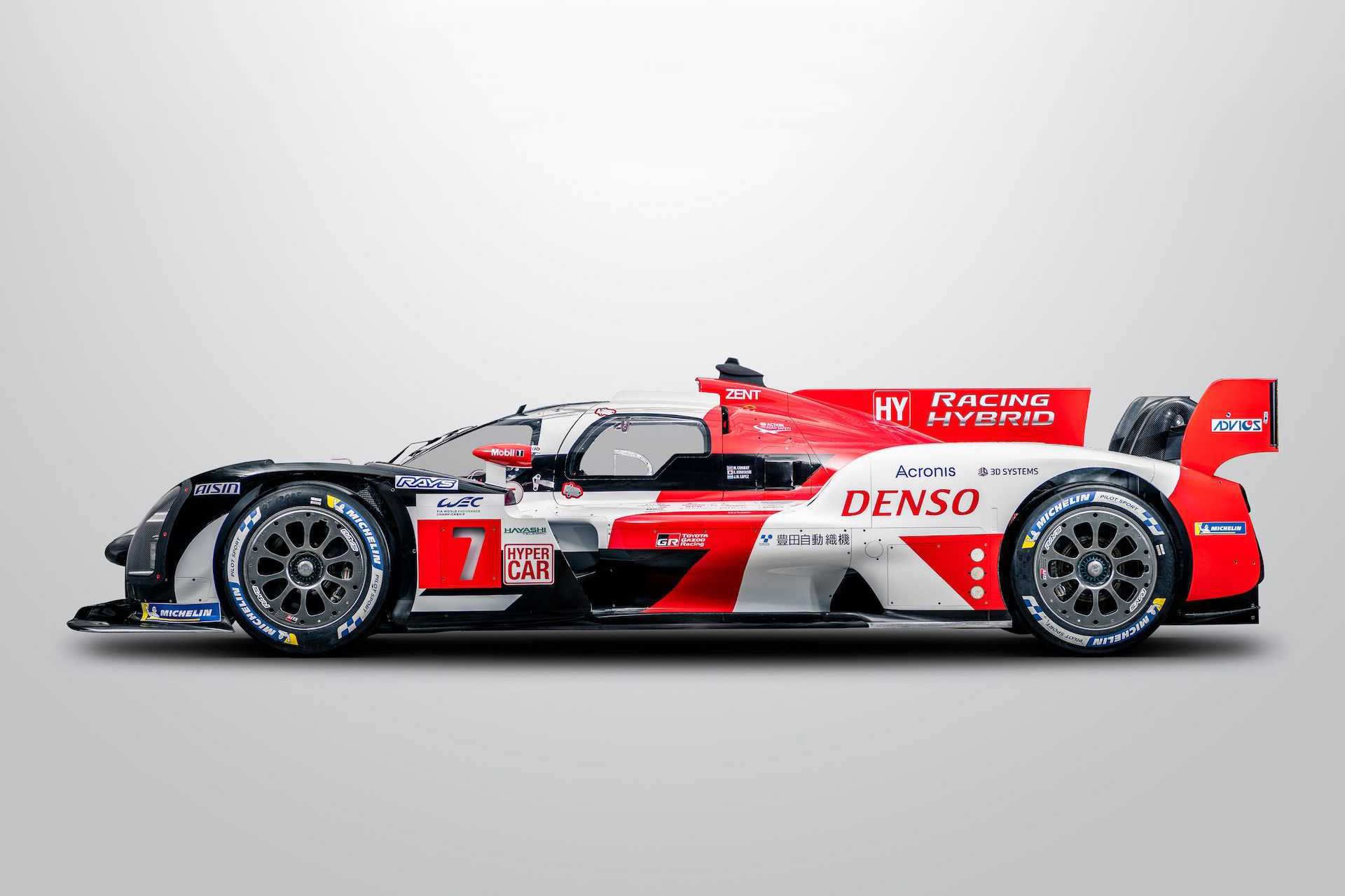 نمای جانبی ابرخودرو هیبریدی تویوتا / Toyota hybrid Hypercar برای شرکت در مسابقات لمان / Le Mans