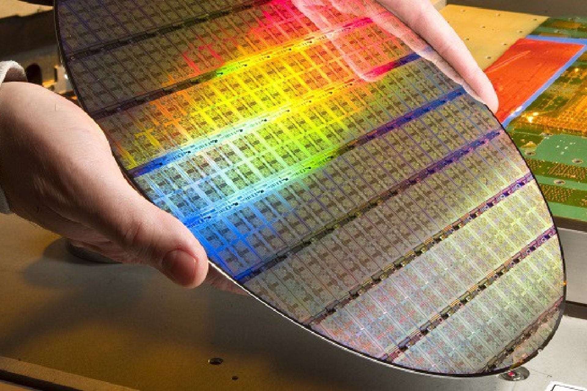 نمایی از ویفر ۵ نانومتری شرکت TSMC