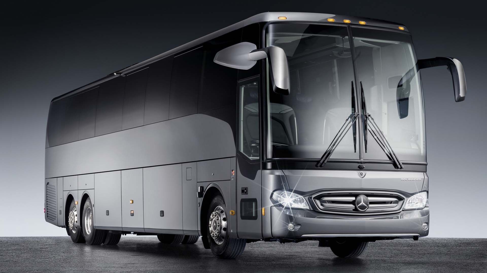 نمای سه چهارم جلو اتوبوس لوکس مرسدس بنز توررایدر / Mercedes-Benz Tourrider BUS