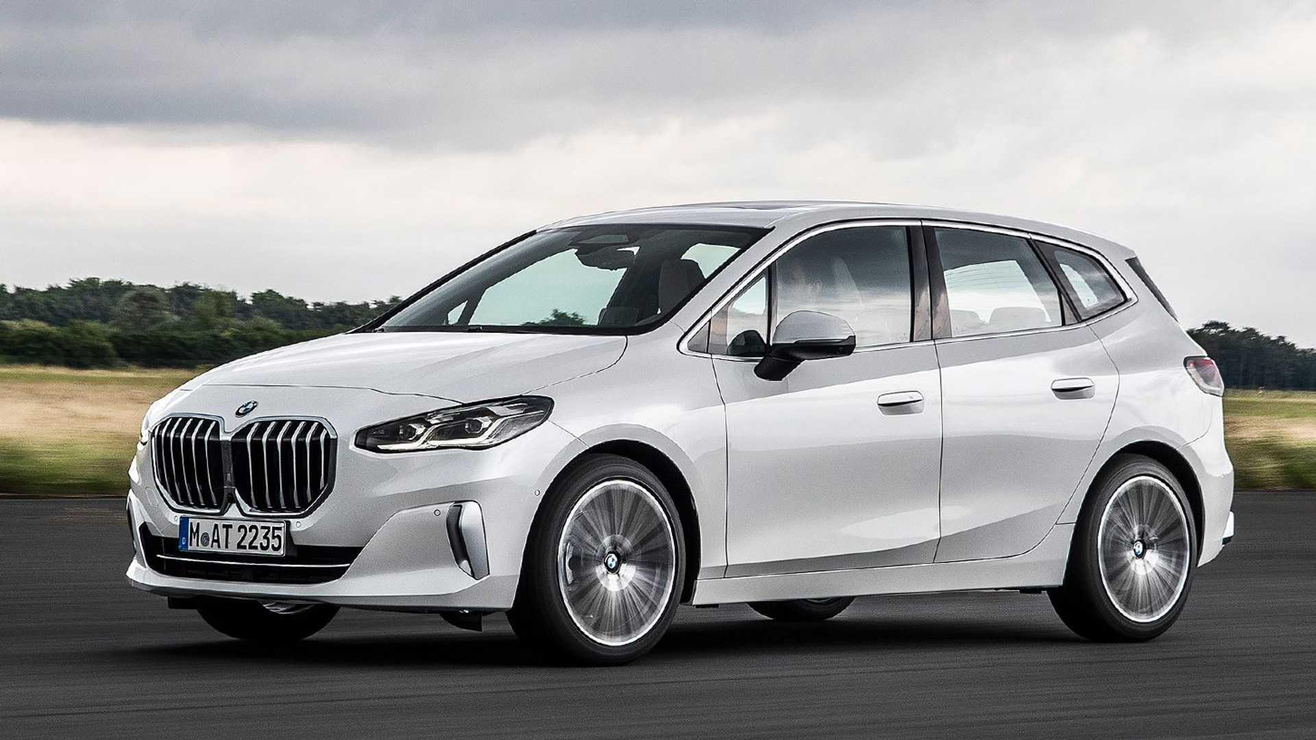 نمای سه چهارم بی ام و سری 2 اکتیو تورر / 2022 BMW 2 Series Active Tourer سفید رنگ