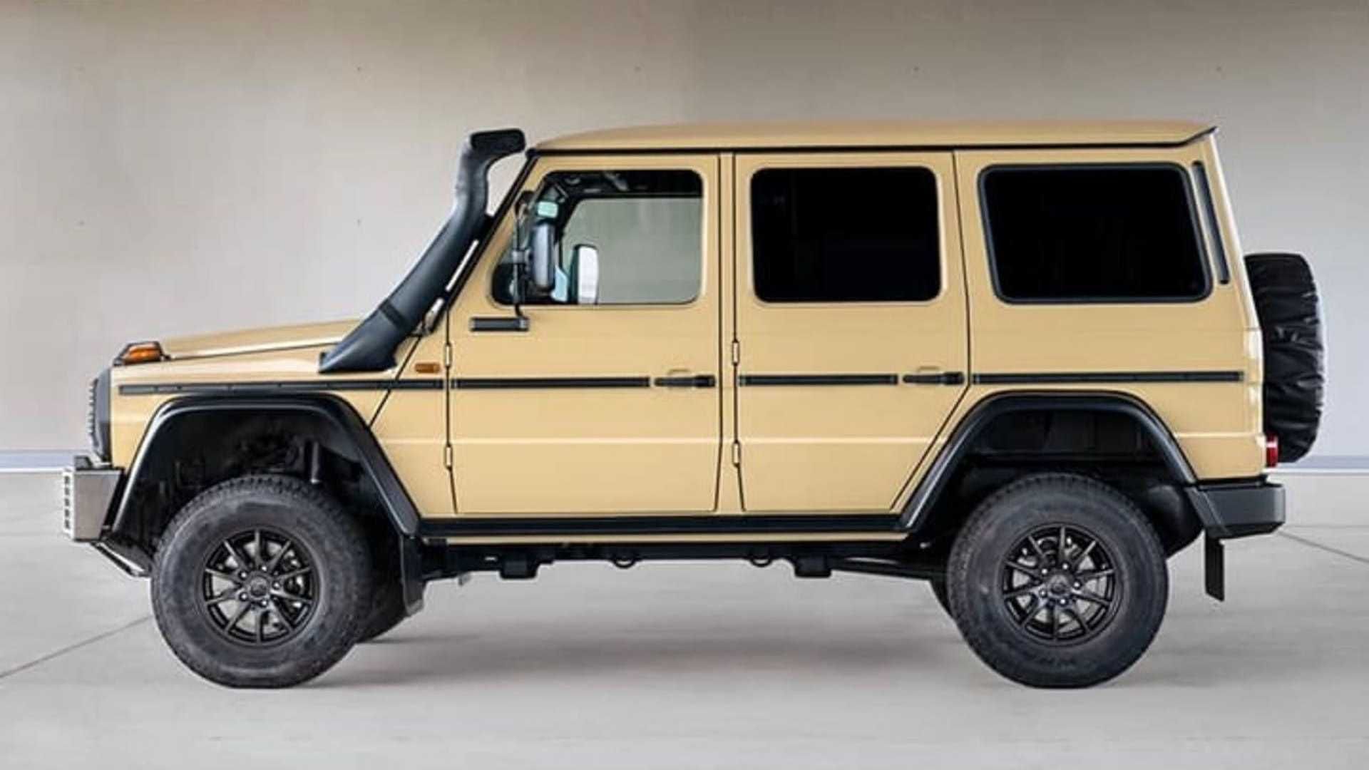 نمای جانبی نسخه نظامی مرسدس بنز کلاس جی / Mercedes Benz G-Class