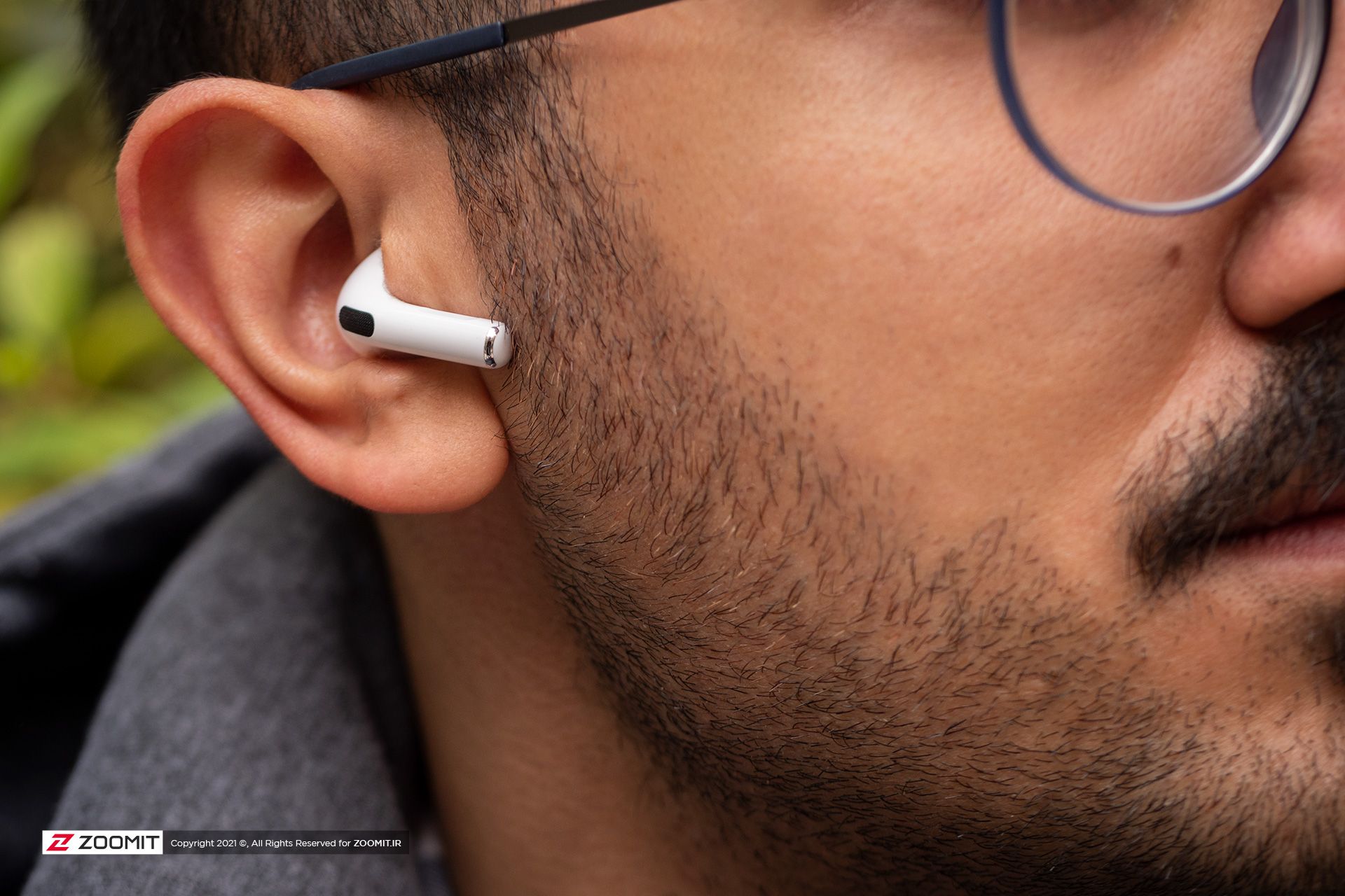 ایرپاد ۳ اپل در گوش