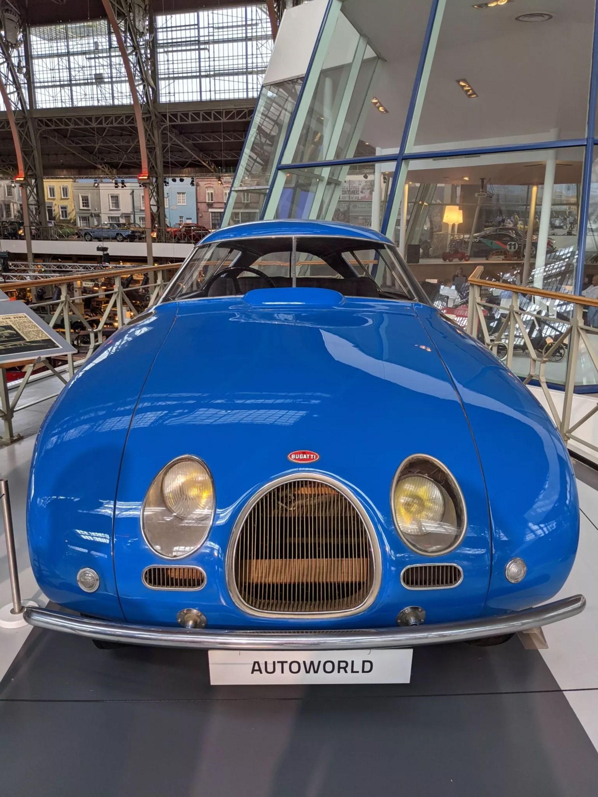 blue-bugatti