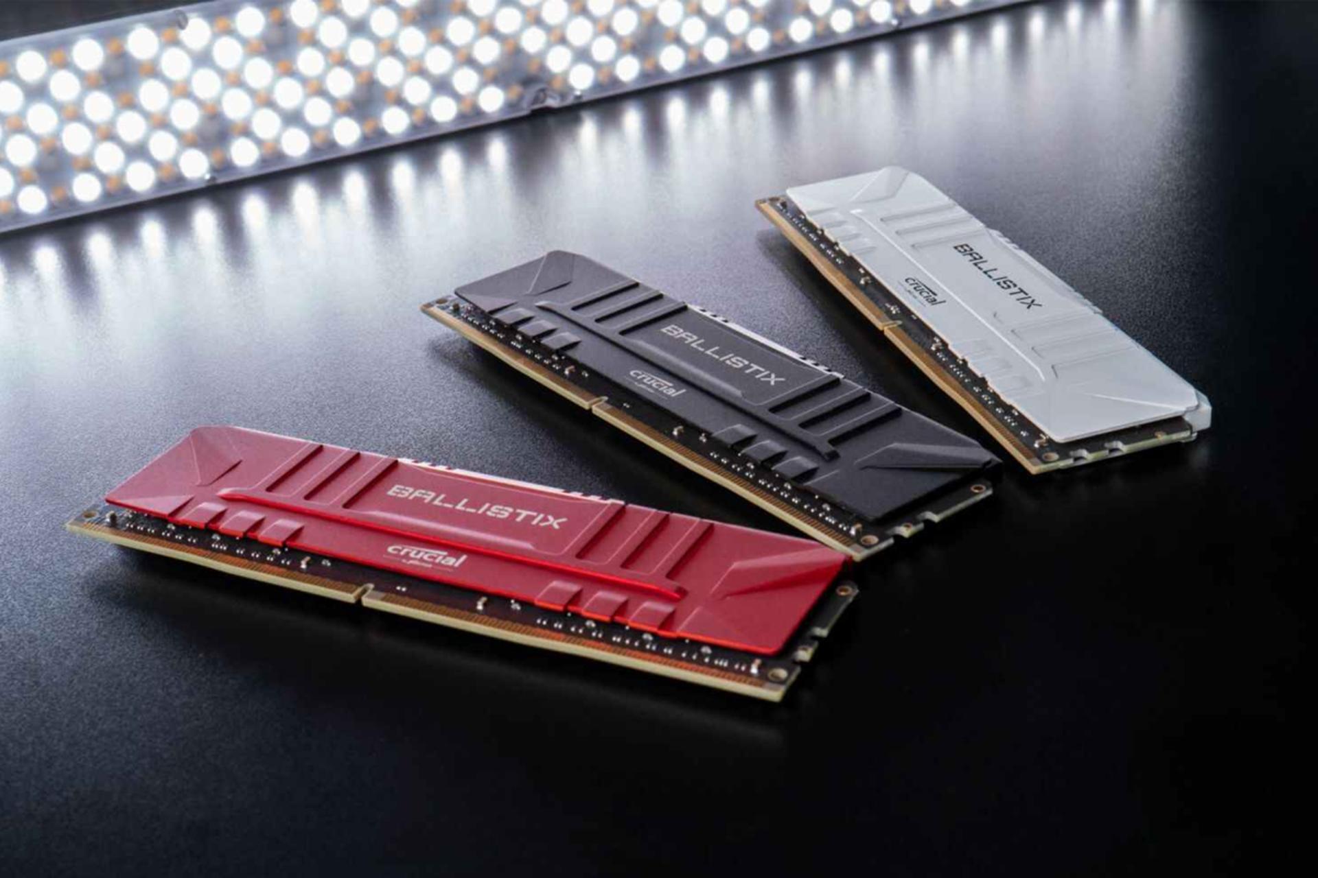 نمای کناری رم کروشیال Ballistix ظرفیت 32 گیگابایت (2x16) از نوع DDR4-3200