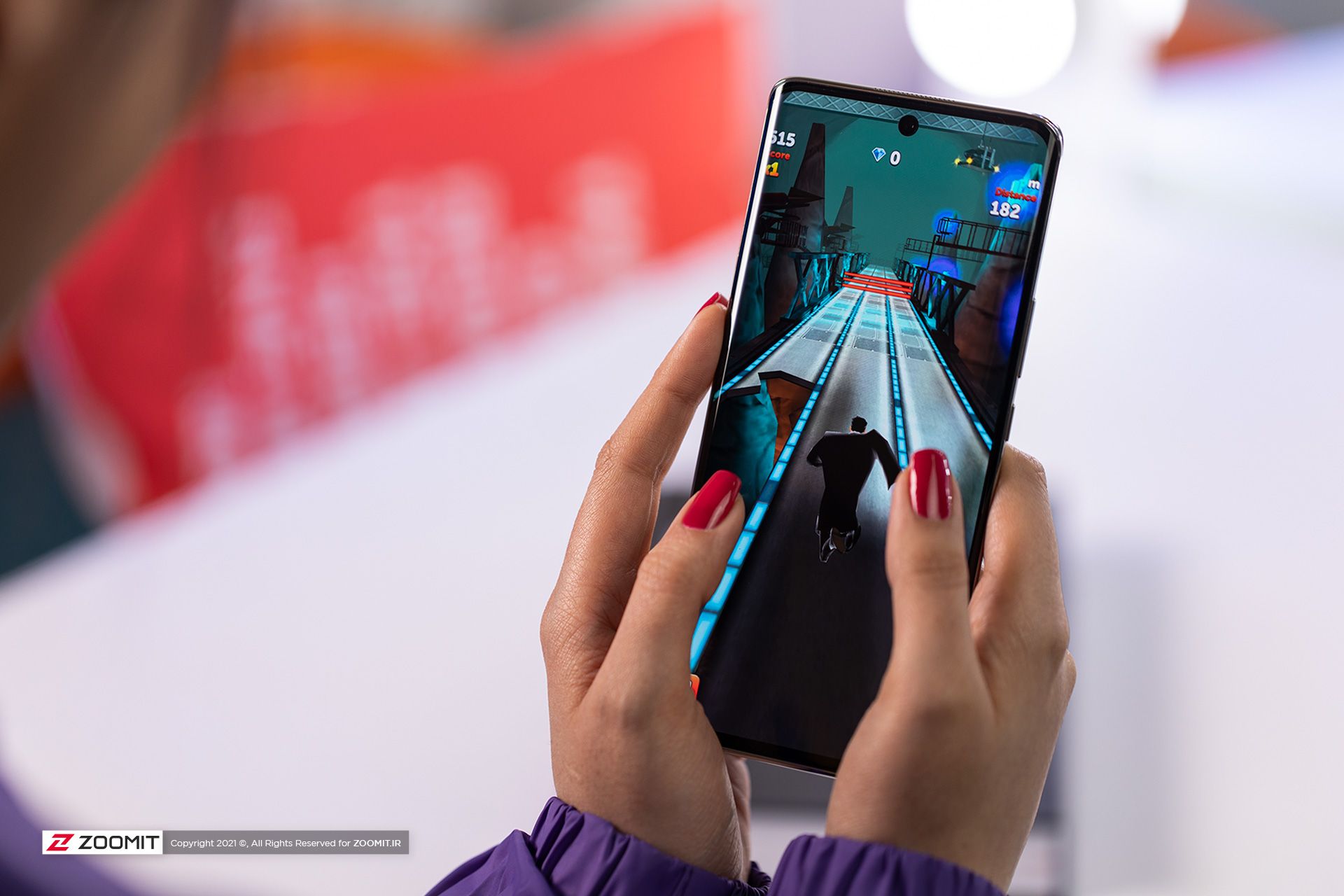 بازی با گوشی نوا ۸ هواوی