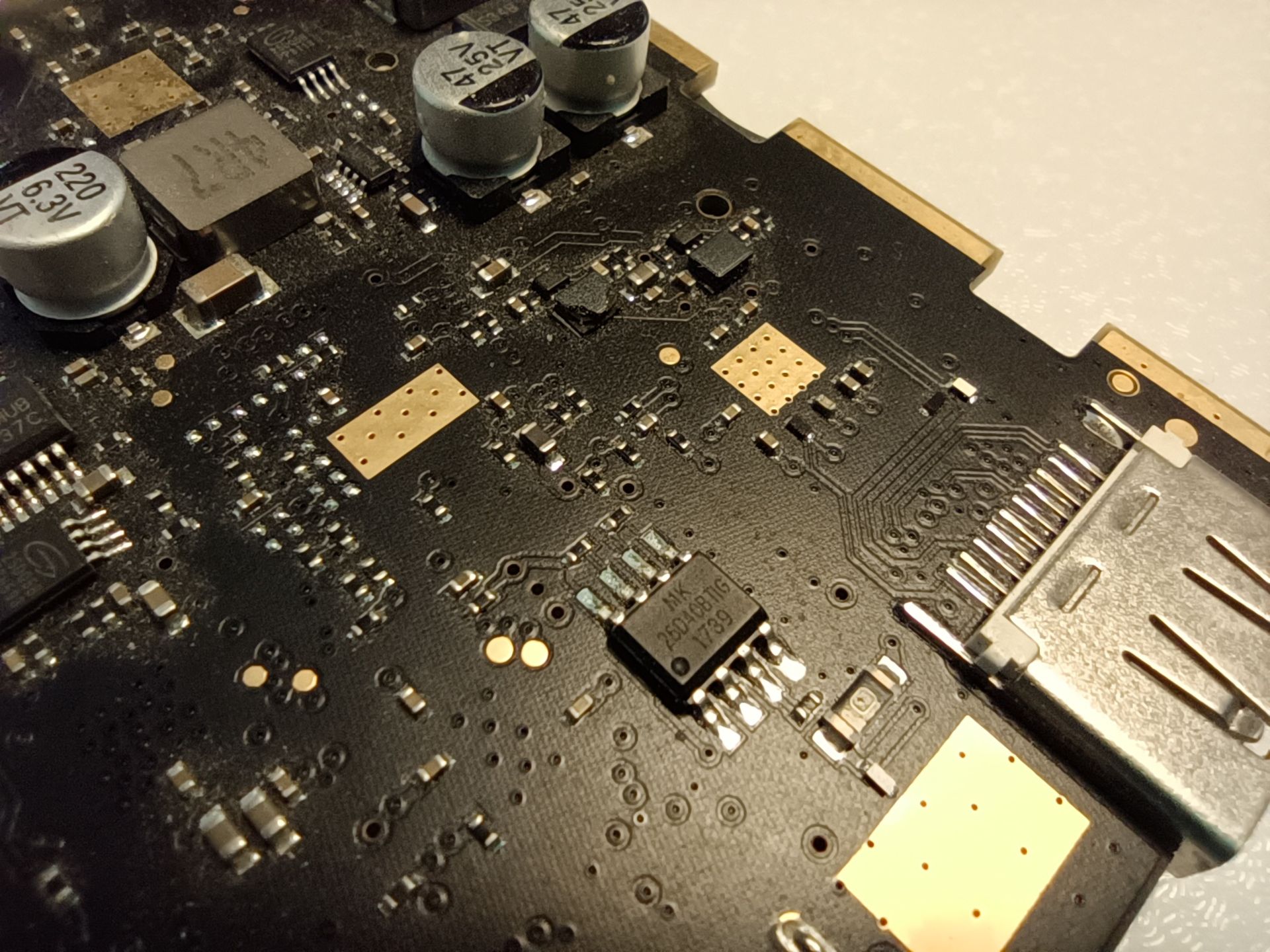 عکس ماکرو پوکو X3 GT