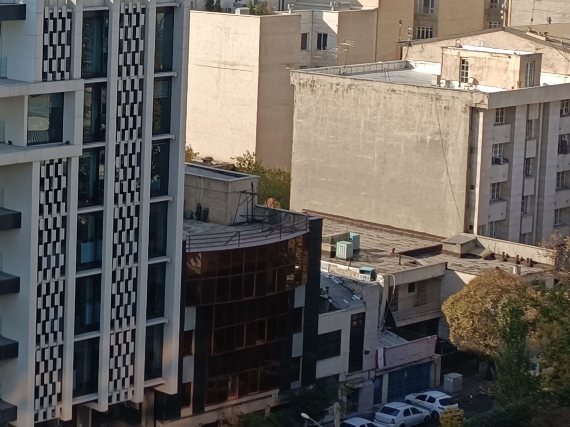 برش واقعی از عکس HDR دوربین واید پوکو X3 GT